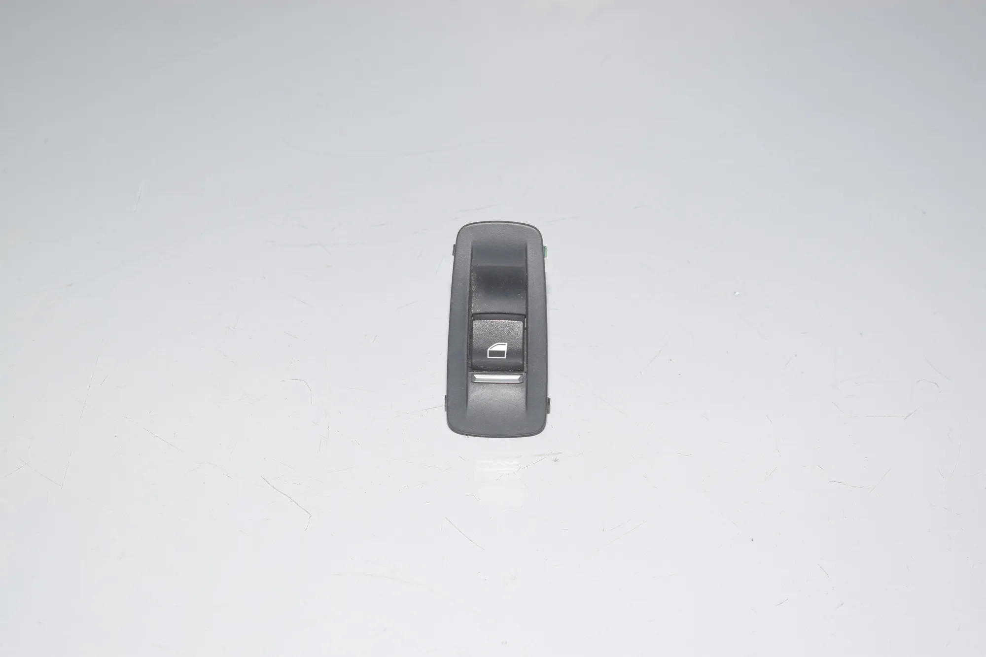 Front Right Door Window Switch – OEM 9241949 · BMW 6 Gran Coupe (F06) 640 d 2013