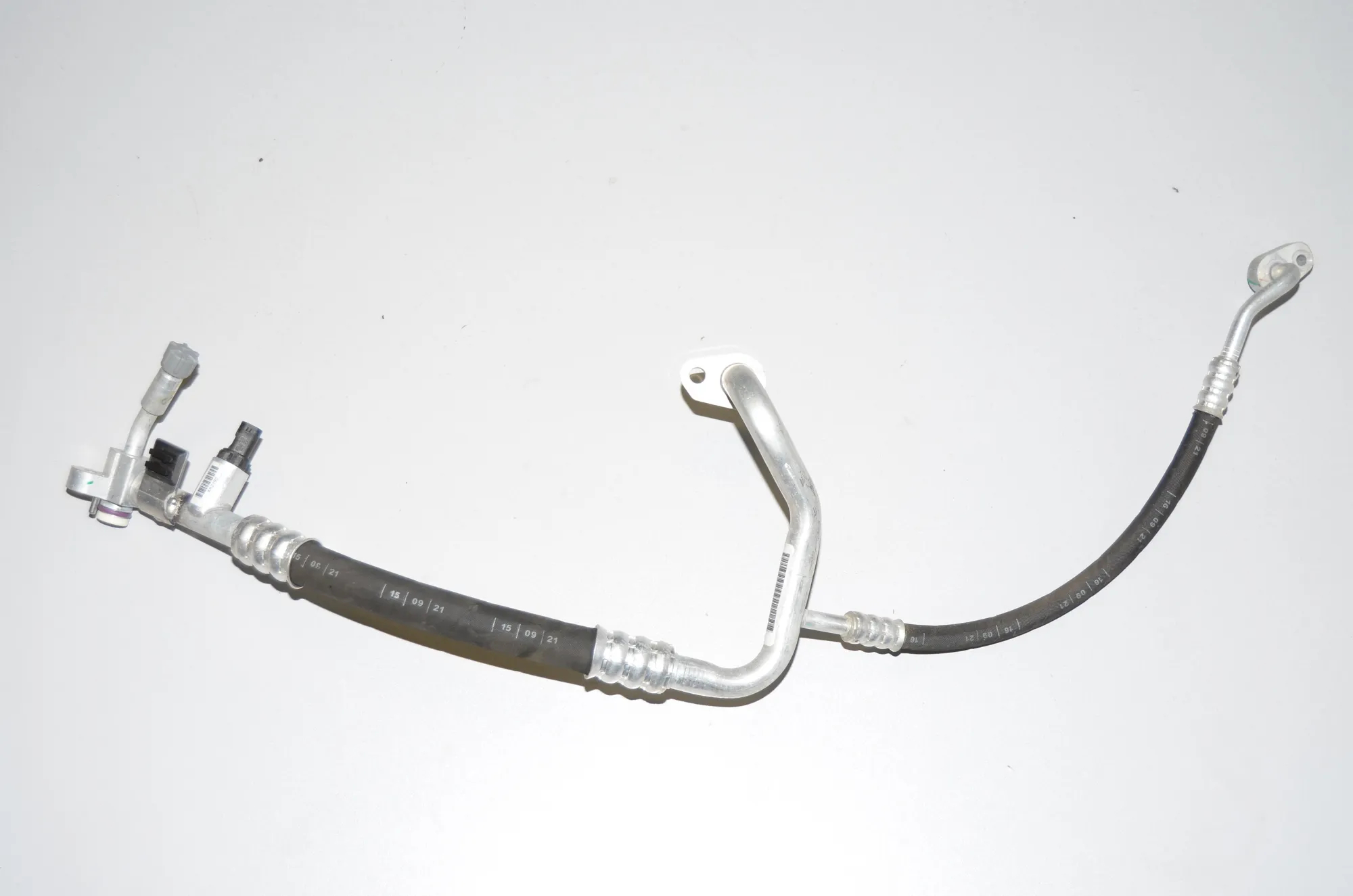 A/C Air Con Hose Pipe – OEM 9291147 · BMW i3 (I01) Electric 2021