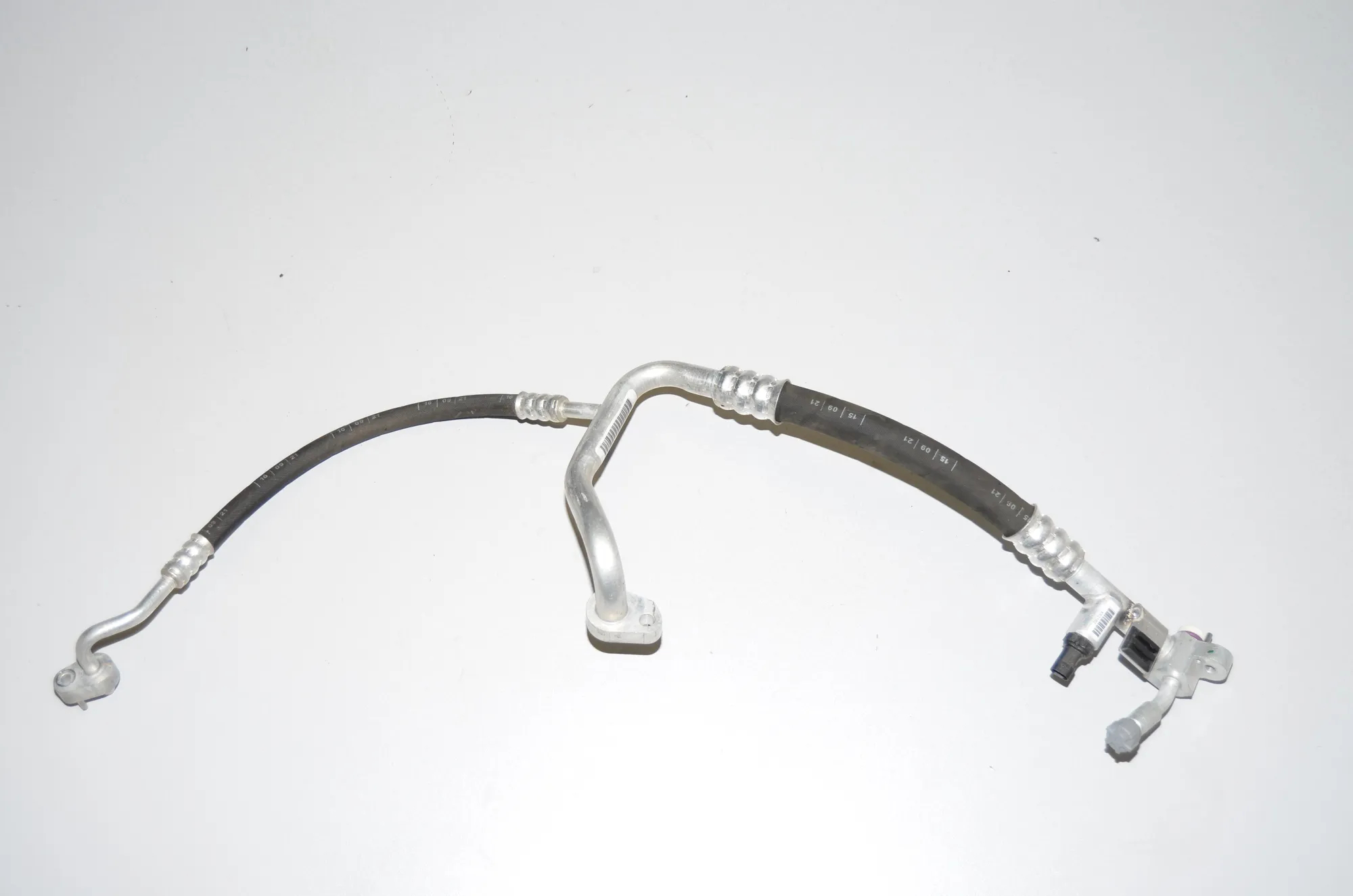 A/C Air Con Hose Pipe – OEM 9291147 · BMW i3 (I01) Electric 2021 – 2