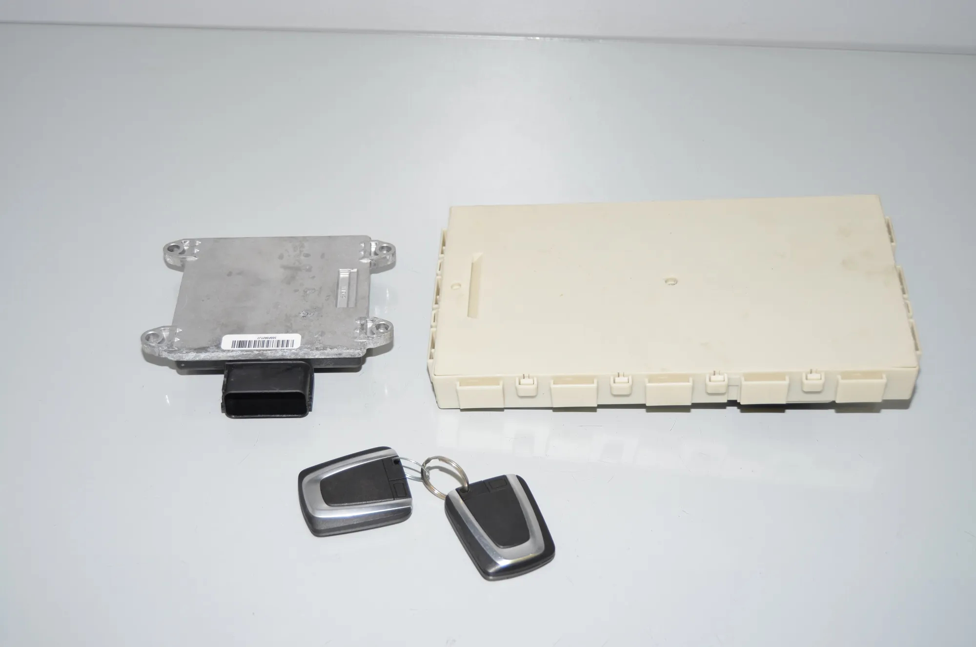 Engine Ignition ECU Set – OEM 5A42139 · BMW i3 (I01) Electric 2021 – 5