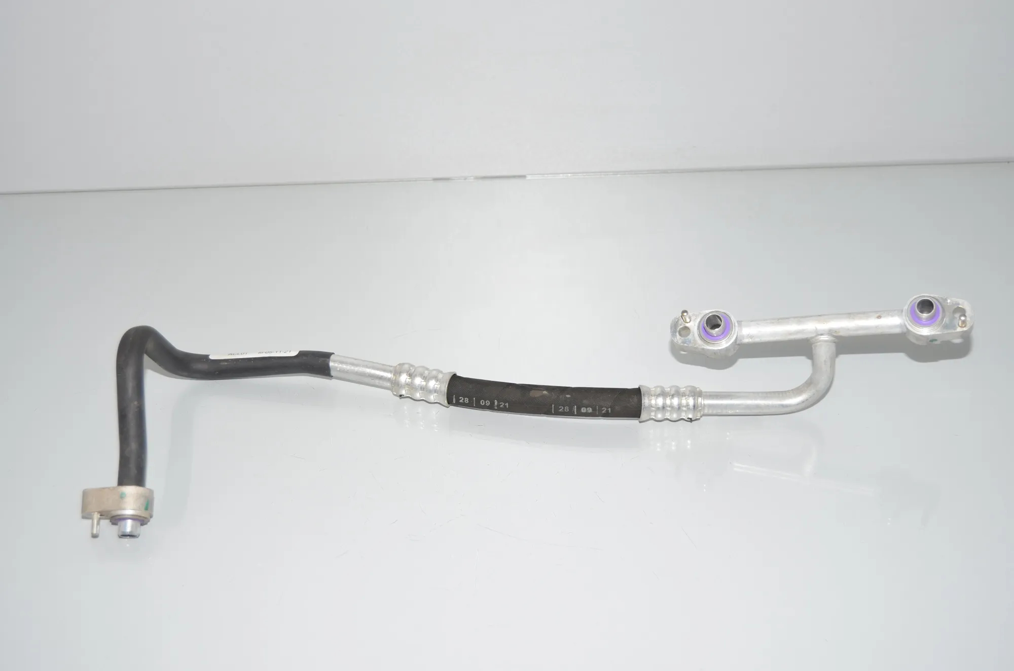 A/C Air Con Hose Pipe – OEM 9291154 · BMW i3 (I01) Electric 2021 – 2