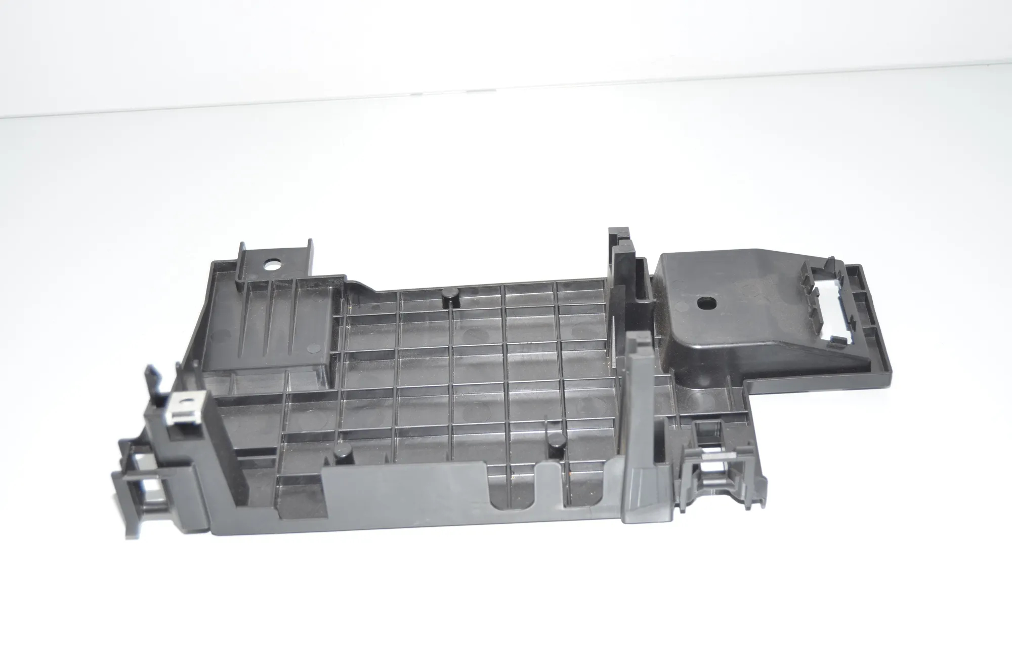 Bracket – OEM 9265642 · BMW i3 (I01) Electric 2021 – 4
