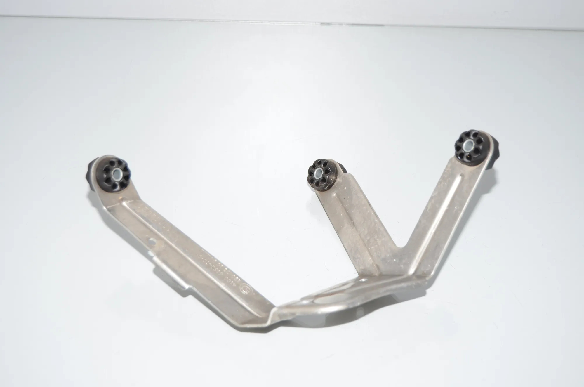 ABS Pump Holder – OEM 6850470 · BMW i3 (I01) Electric 2021 – 3