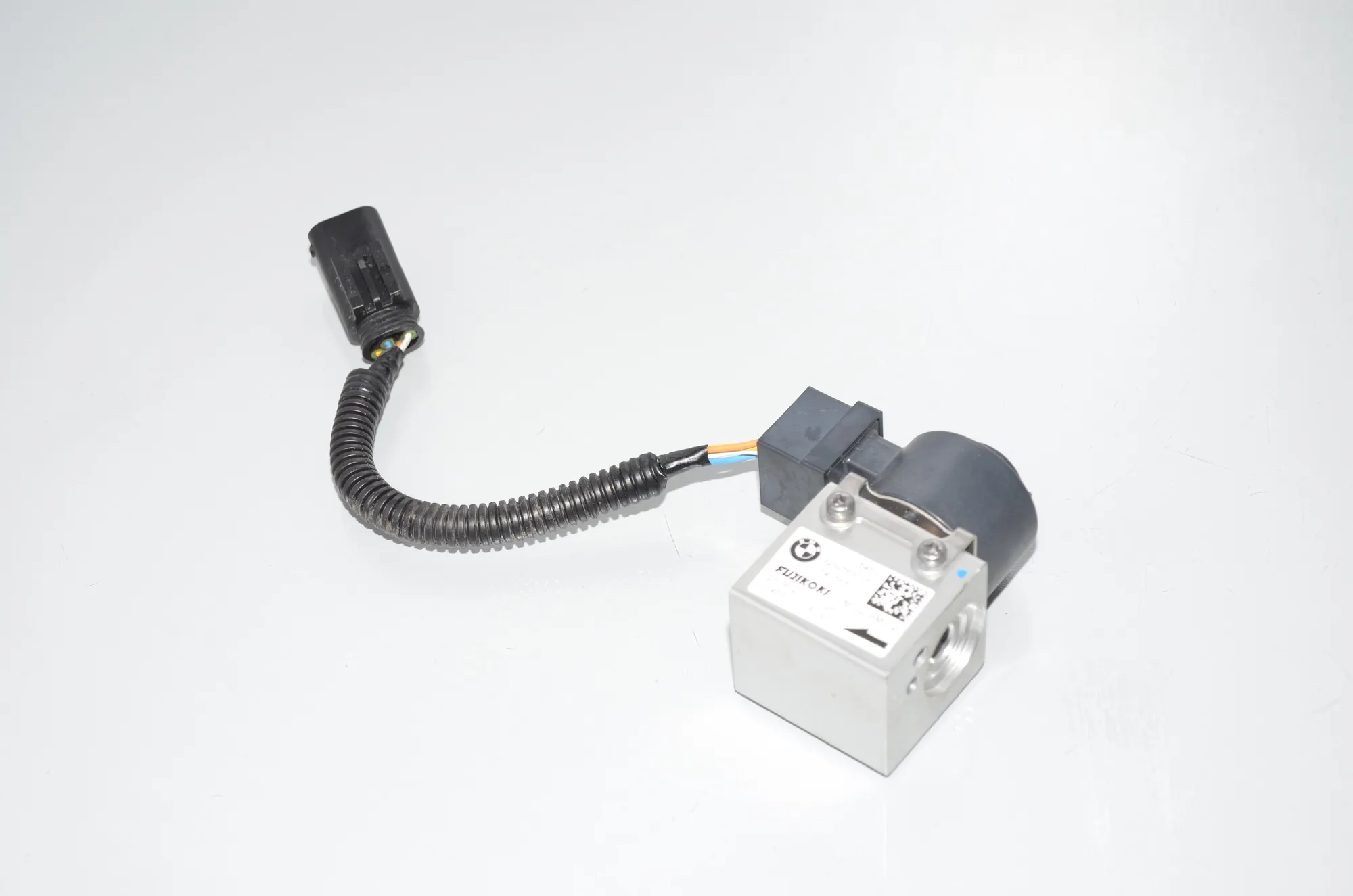 A/C Conditioner Expansion Valve – OEM 9292569 · BMW i3 (I01) Electric 2021