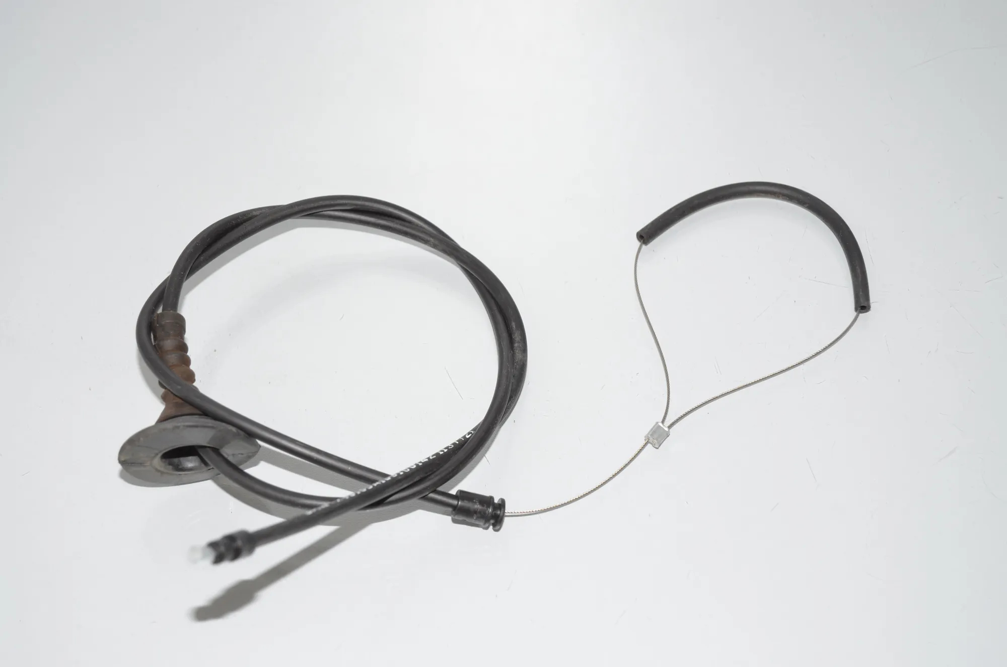 Bonnet Lock Cable – OEM 7299165 · BMW i3 (I01) Electric 2021 – 3