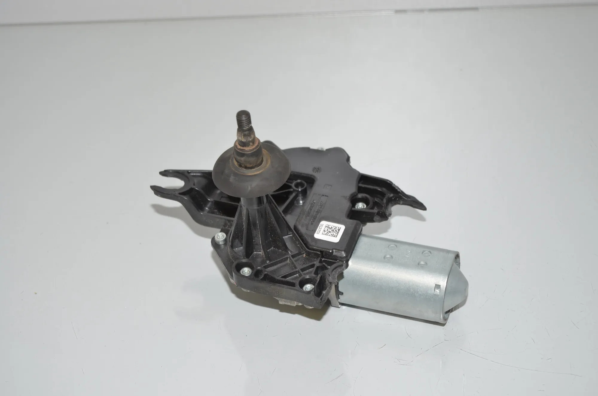 Tailgate Window Wiper Motor – OEM 7306462 · BMW i3 (I01) Electric 2021 – 2