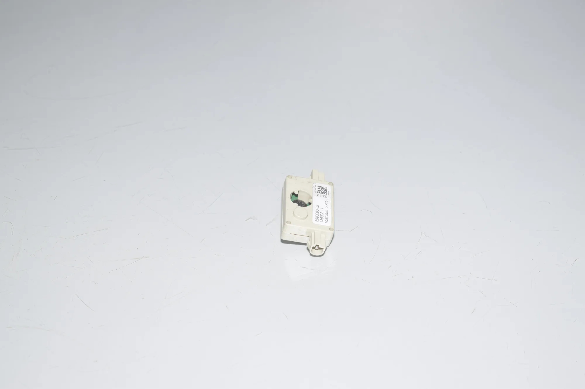 Antenna Amplifier – OEM 6990090 · BMW 6 Gran Coupe (F06) 640 d 2013 – 2