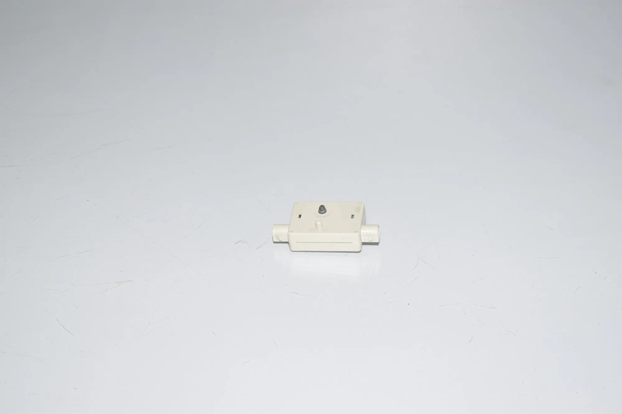 Antenna Amplifier – OEM 6990090 · BMW 6 Gran Coupe (F06) 640 d 2013 – 3