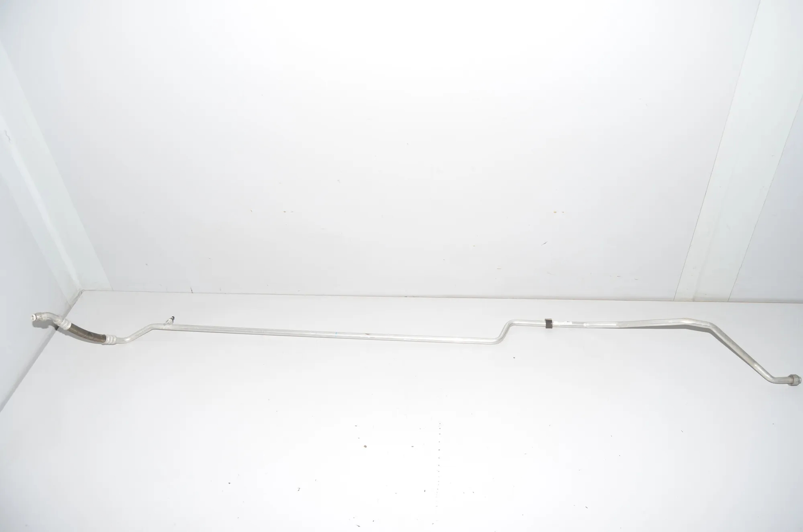 A/C Air Con Hose Pipe – OEM 9291152 · BMW i3 (I01) Electric 2021 – 2