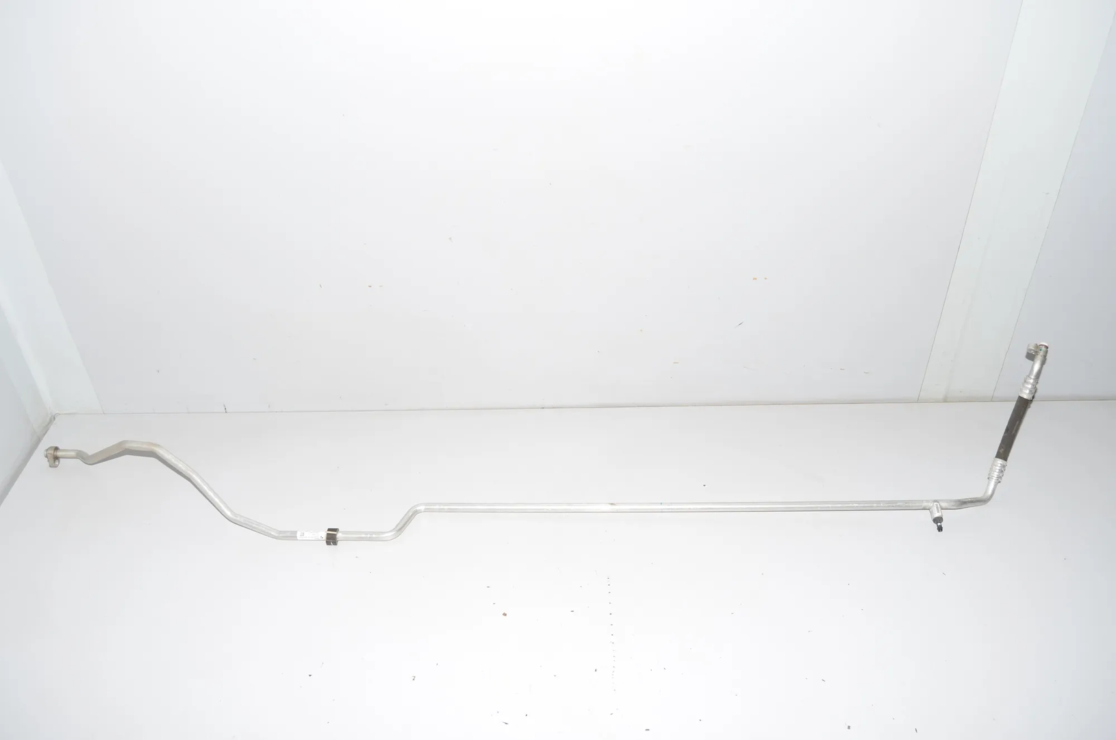 A/C Air Con Hose Pipe – OEM 9291152 · BMW i3 (I01) Electric 2021