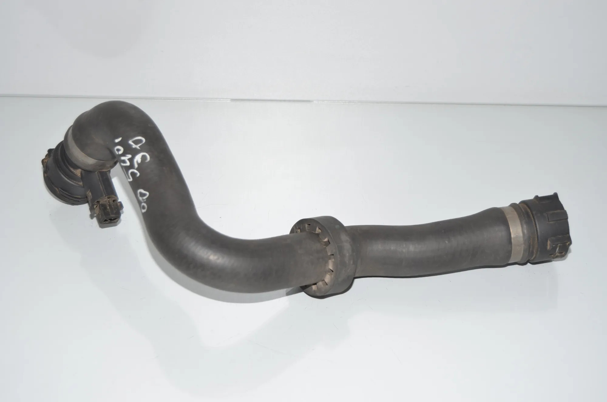Coolant Hose Pipe – OEM 7503725 · BMW 5 (E39) BMW 5 (E39) 540 i 2000 – 4