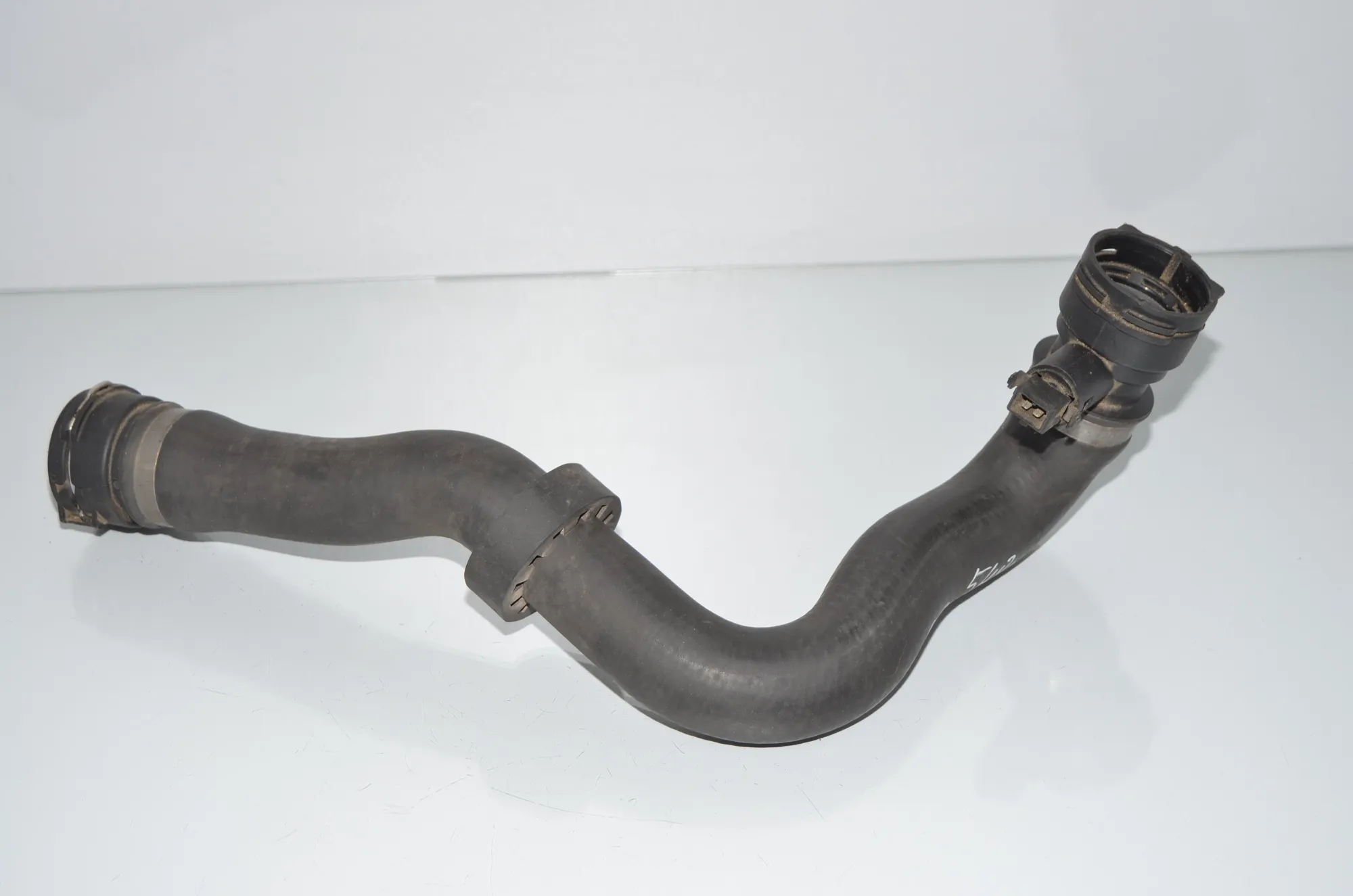 Coolant Hose Pipe – OEM 7503725 · BMW 5 (E39) BMW 5 (E39) 540 i 2000 – 2