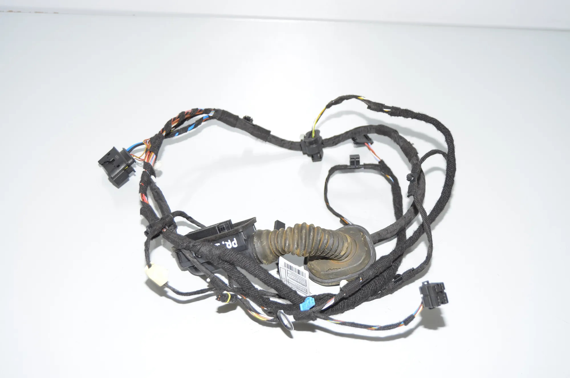 Front Right Door Wiring – OEM 8720738 · BMW 2 Gran Tourer (F46) 218 d xDrive 2020 – 4