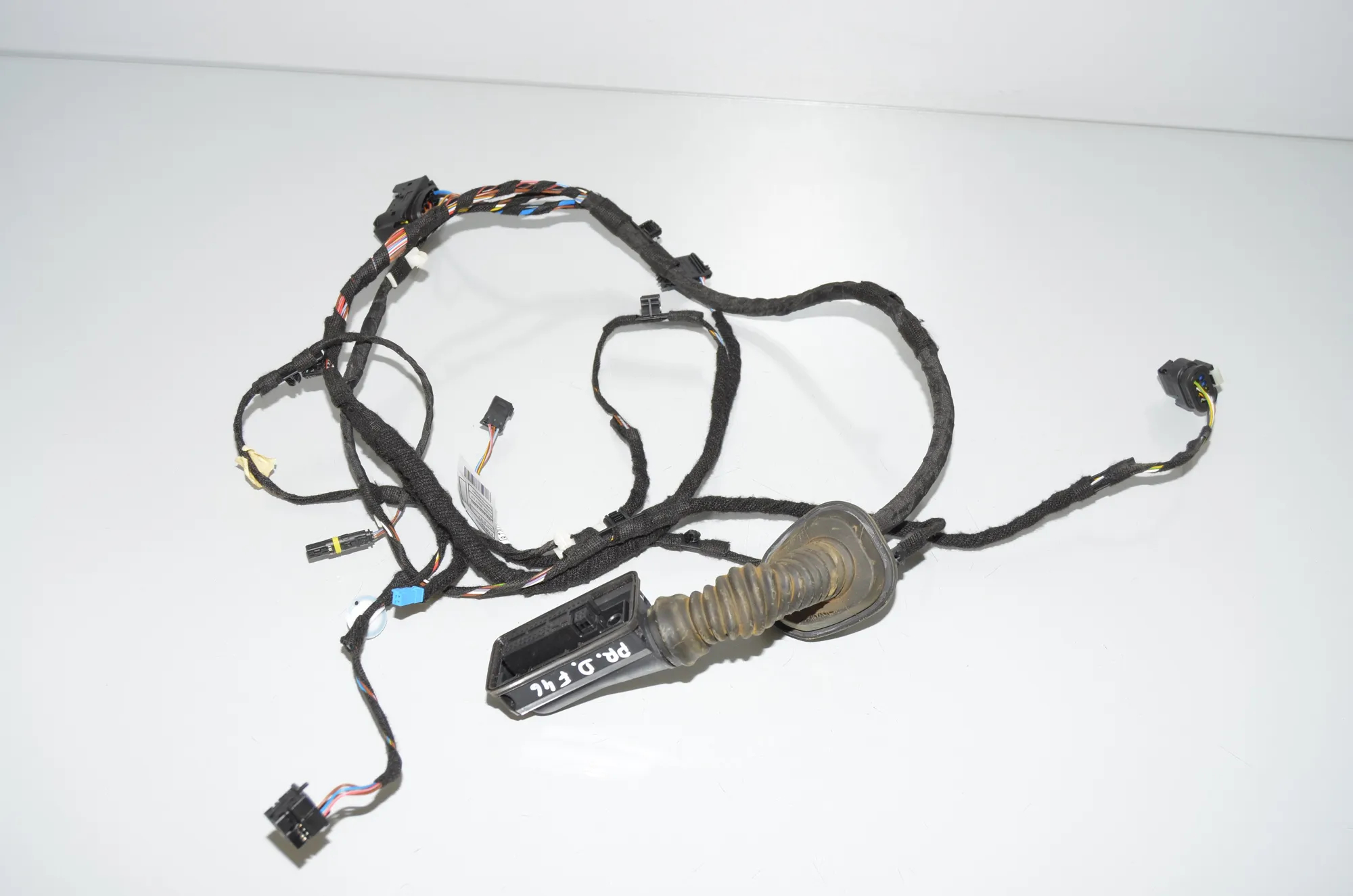 Front Right Door Wiring – OEM 8720738 · BMW 2 Gran Tourer (F46) 218 d xDrive 2020
