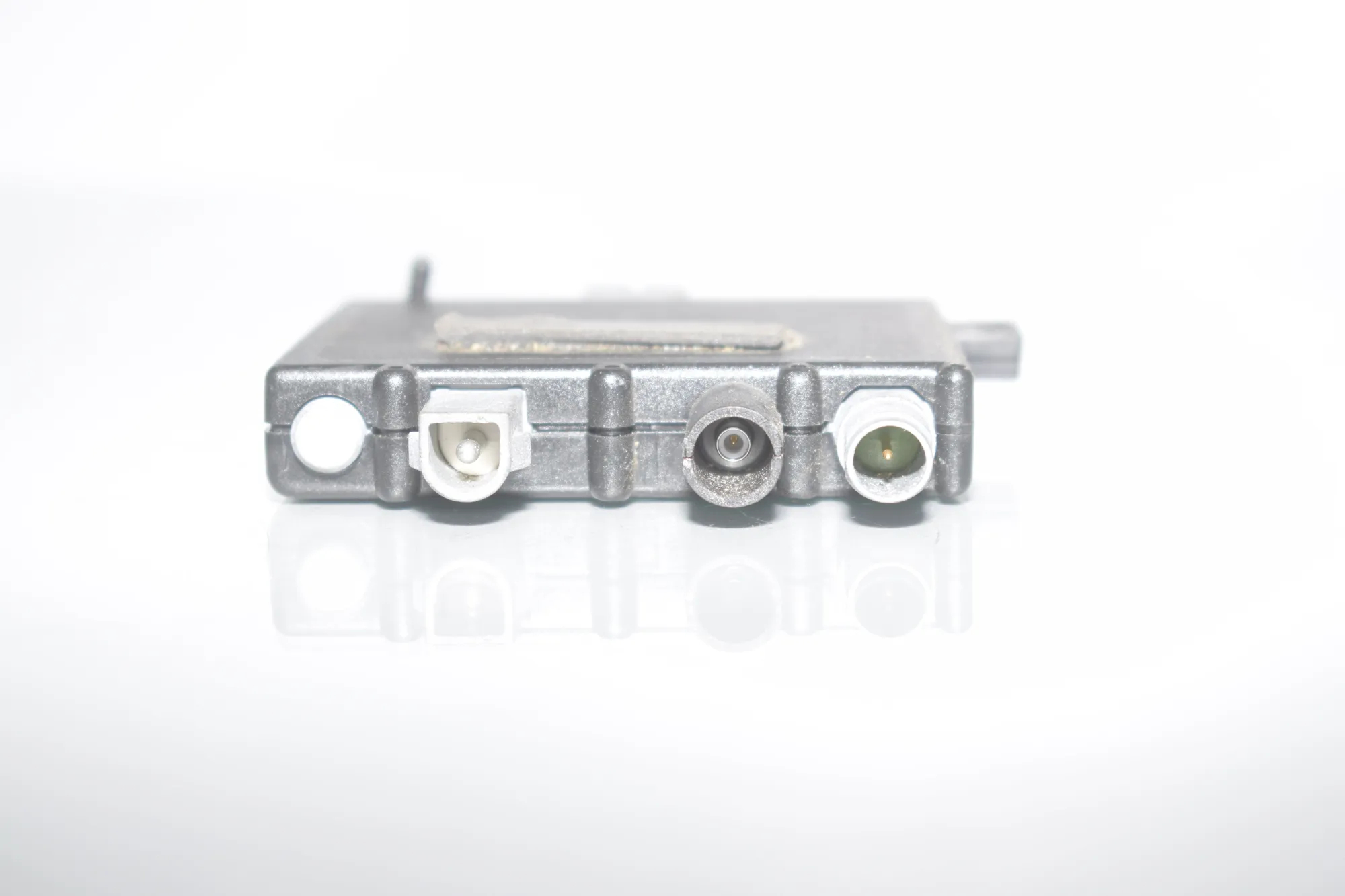 Antenna – OEM 6906070 · BMW X5 (E53) BMW X5 (E53) 3.0 d 2003 – 4