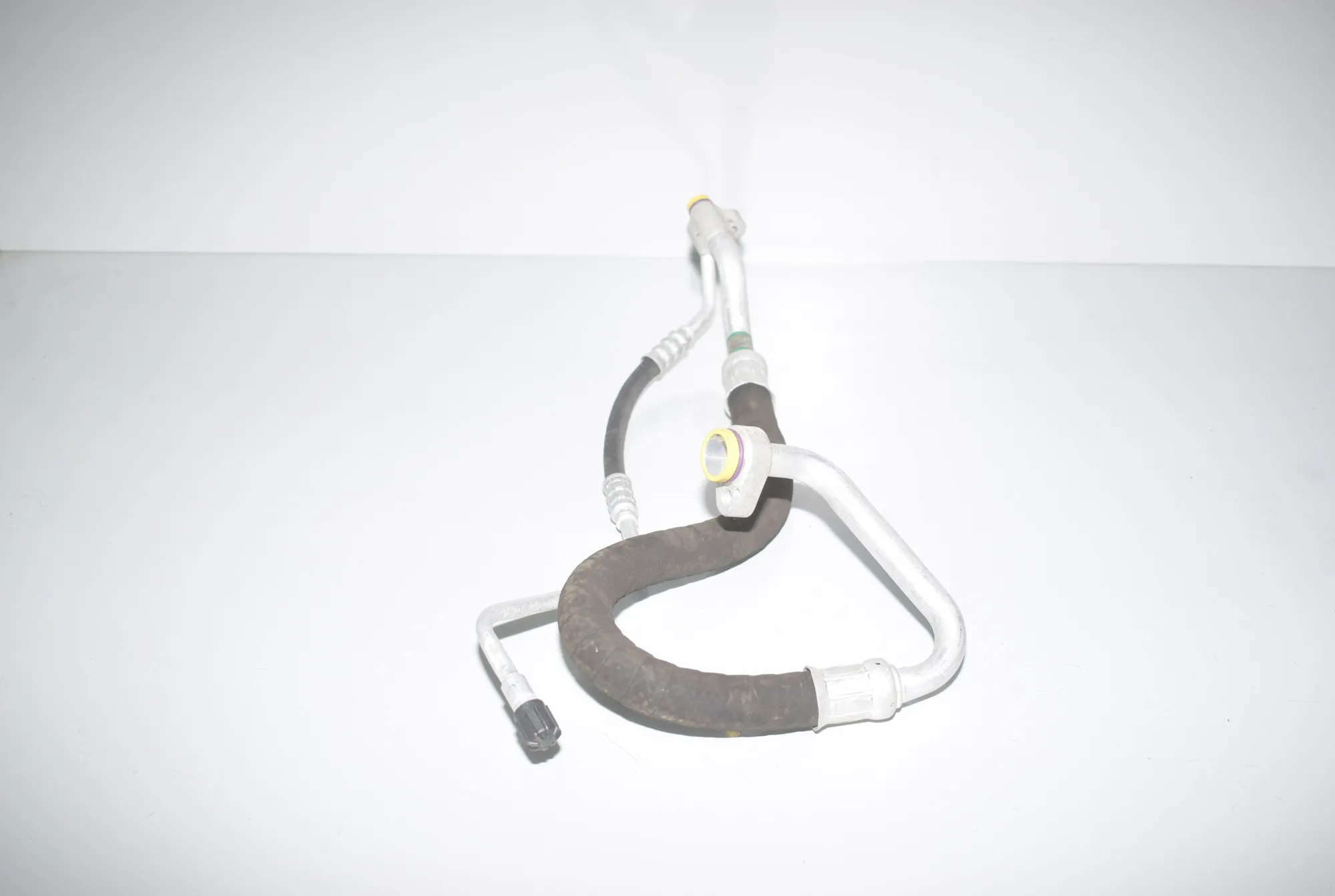A/C Air Con Hose Pipe – OEM 6989309 · BMW 1 (E81) BMW 1 (E81) 116 d 2011 – 2