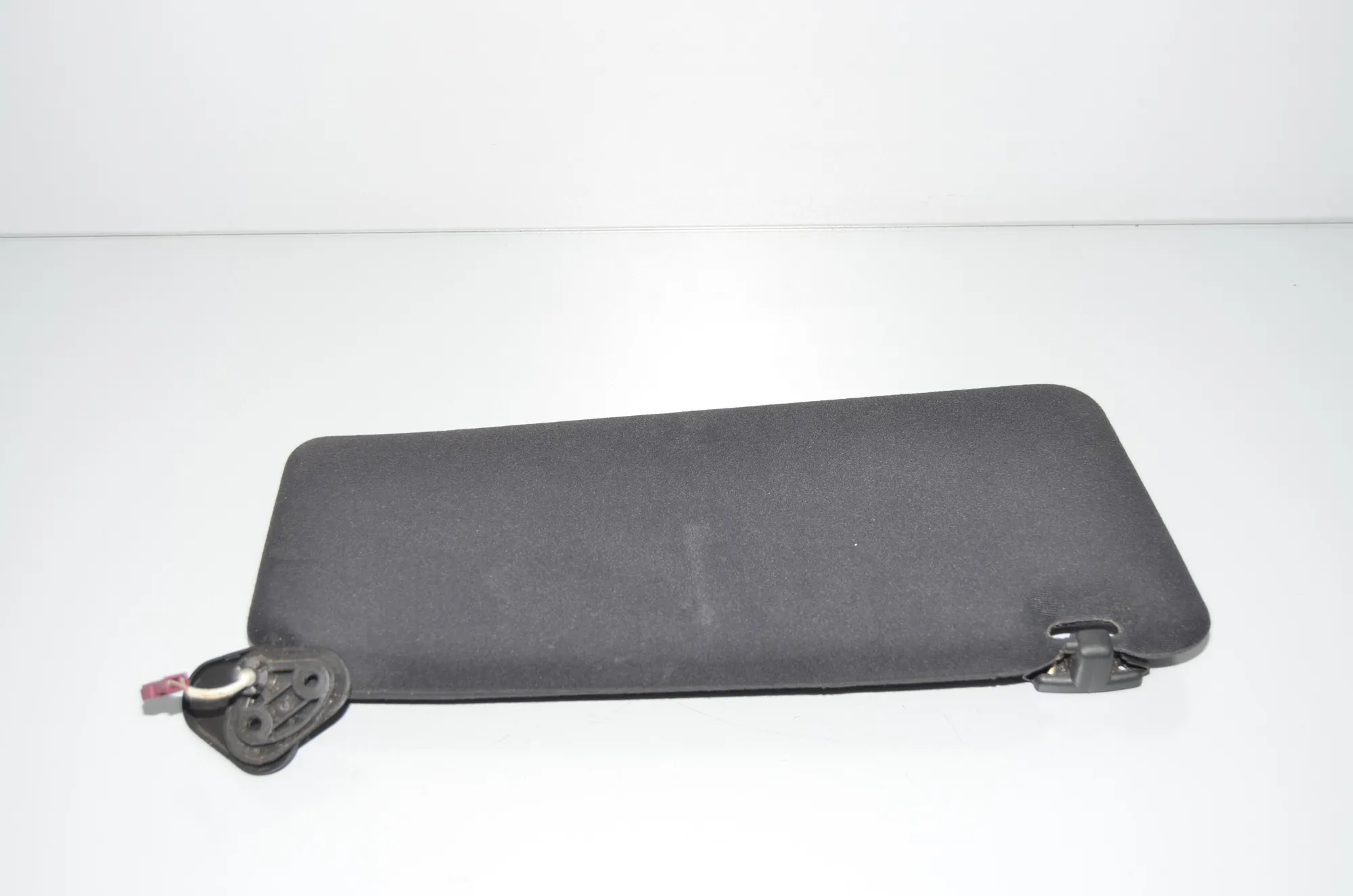 Left Side Sun Visor – OEM 8258035 · BMW X5 (E53) BMW X5 (E53) 3.0 d 2004 – 4