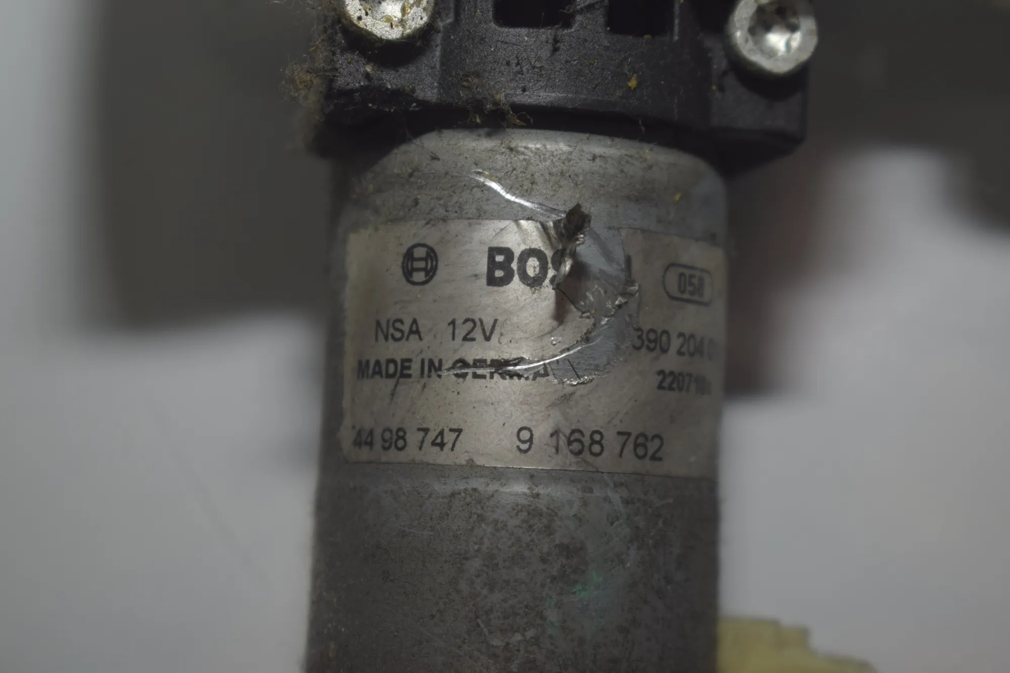 Front Right Seat Control Motor – OEM 9168762 · BMW 5 (F10) 530 d 2010 – 5