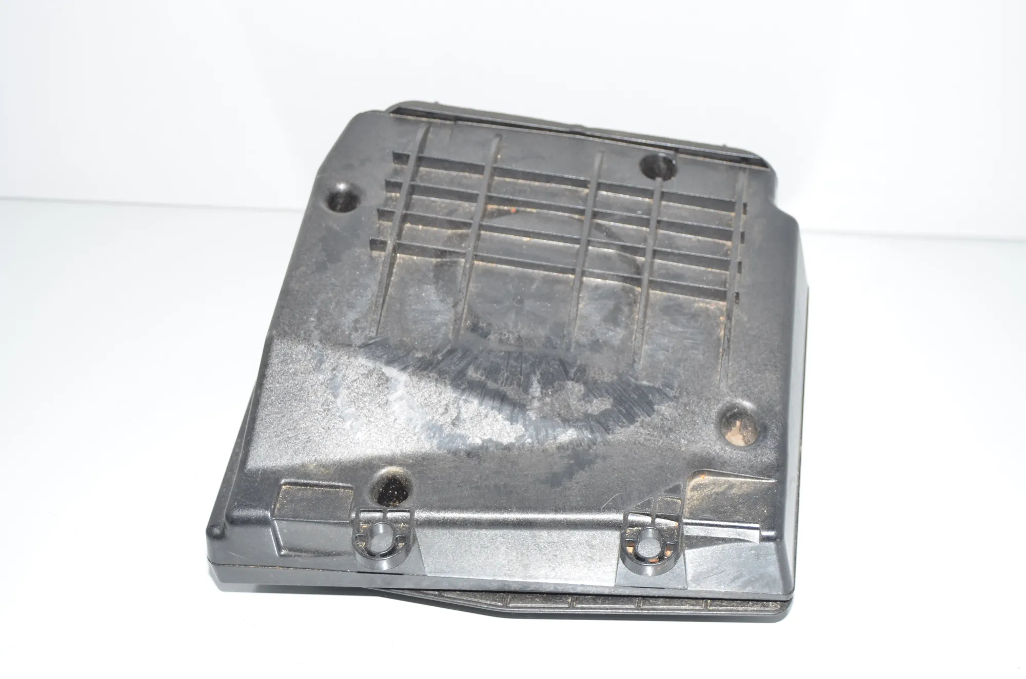 Left Side Floor Subwoofer – OEM 65136990101 · BMW X3 (E83) BMW X3 (E83) 2.0 d 2003 – 3