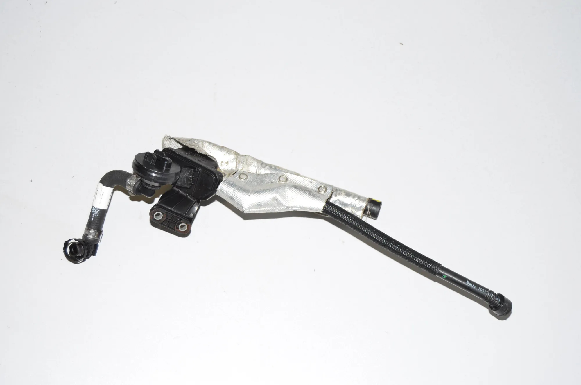 Other Engine Compartment Parts – OEM 7057158 · BMW i3 (I01) BMW i3 (I01) Hybrid 2016