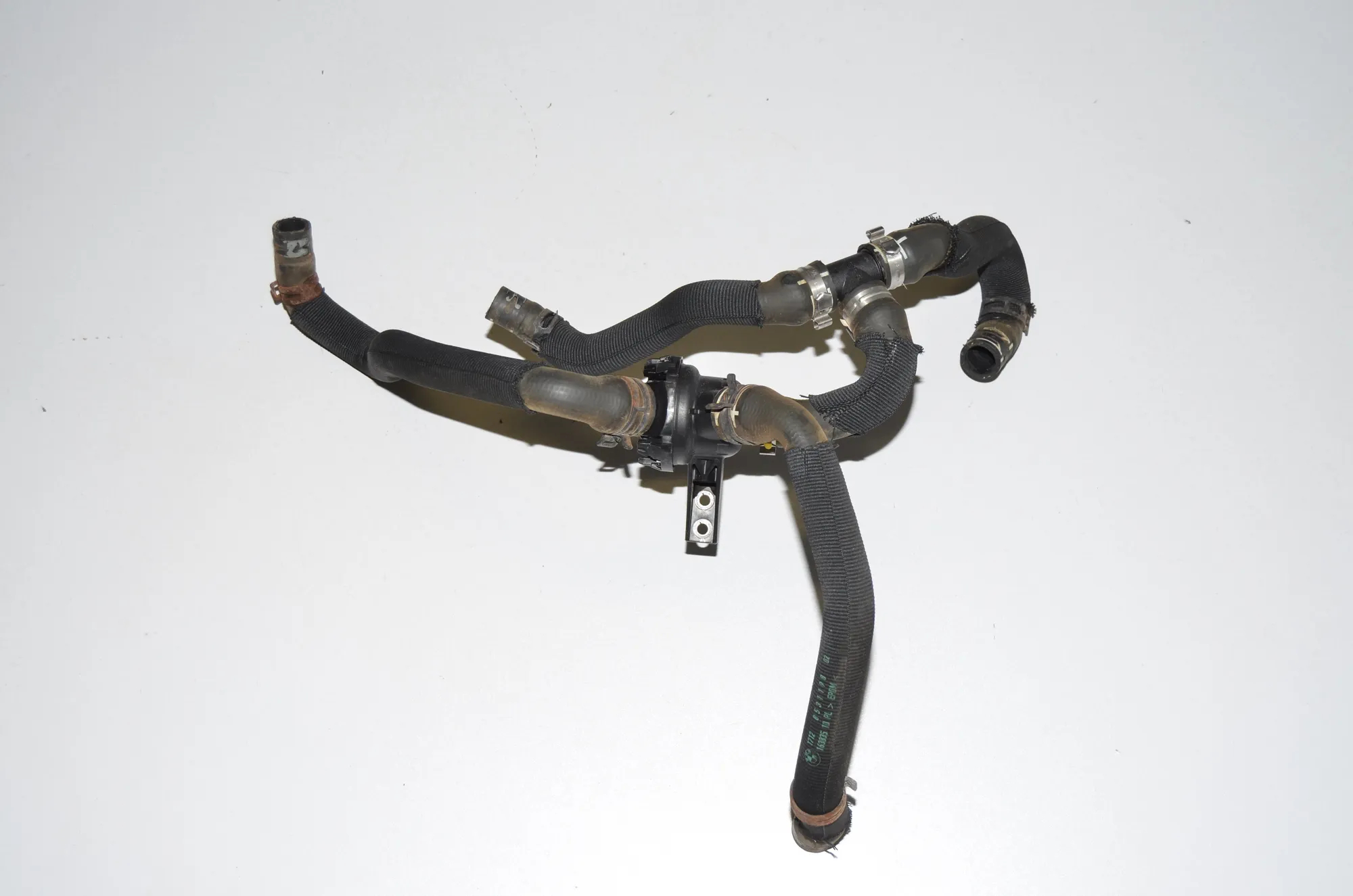 Coolant Hose Pipe – OEM 8530102 · BMW i3 (I01) BMW i3 (I01) Hybrid 2016 – 3