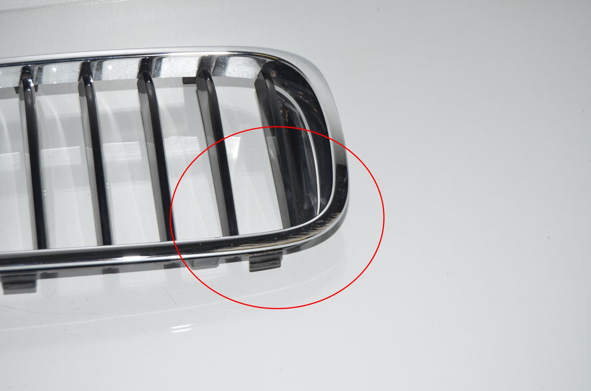Front Right Grill – OEM 51137390864 · BMW 5 (G30) BMW 5 (G30) 520 d 2019 – 2