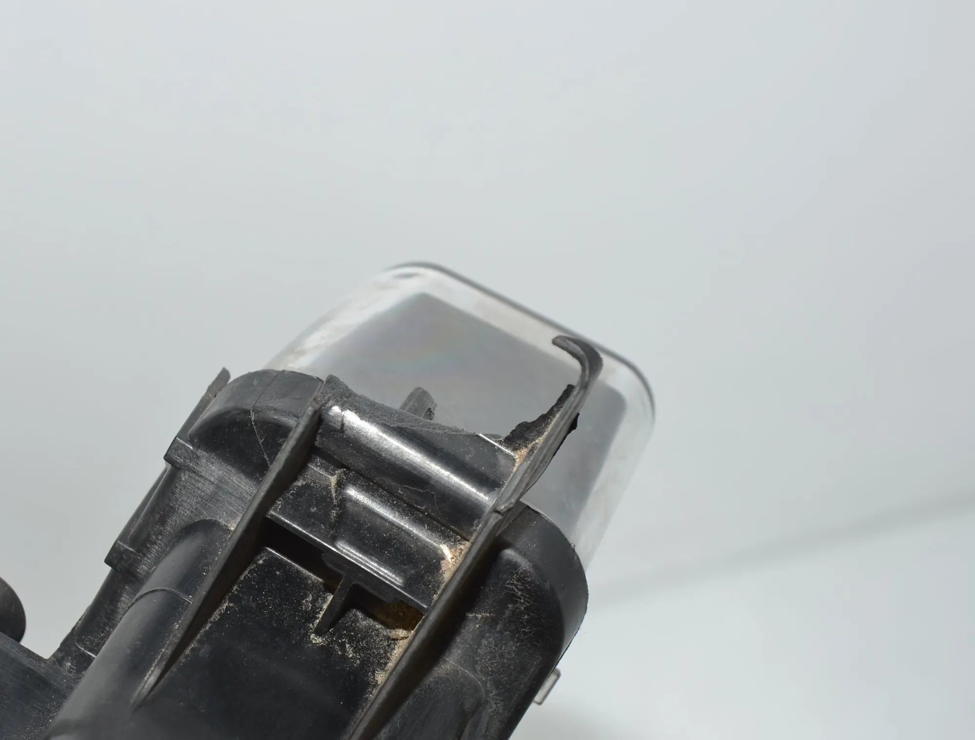 Front Right Fog Light – OEM 9477172 · BMW 5 (G30) BMW 5 (G30) 520 d 2019 – 3