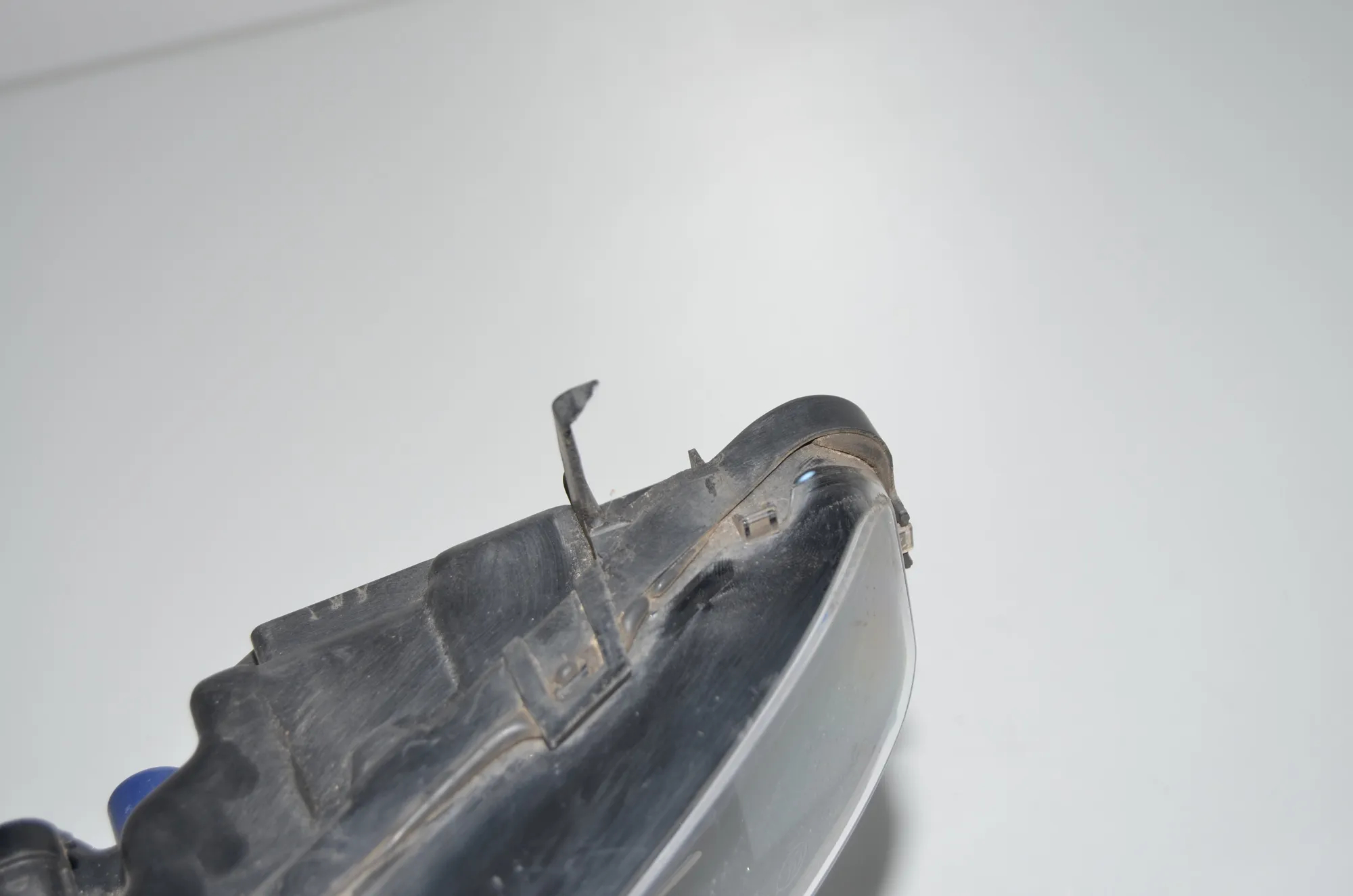Front Right Fog Light – OEM 9477172 · BMW 5 (G30) BMW 5 (G30) 520 d 2019 – 2