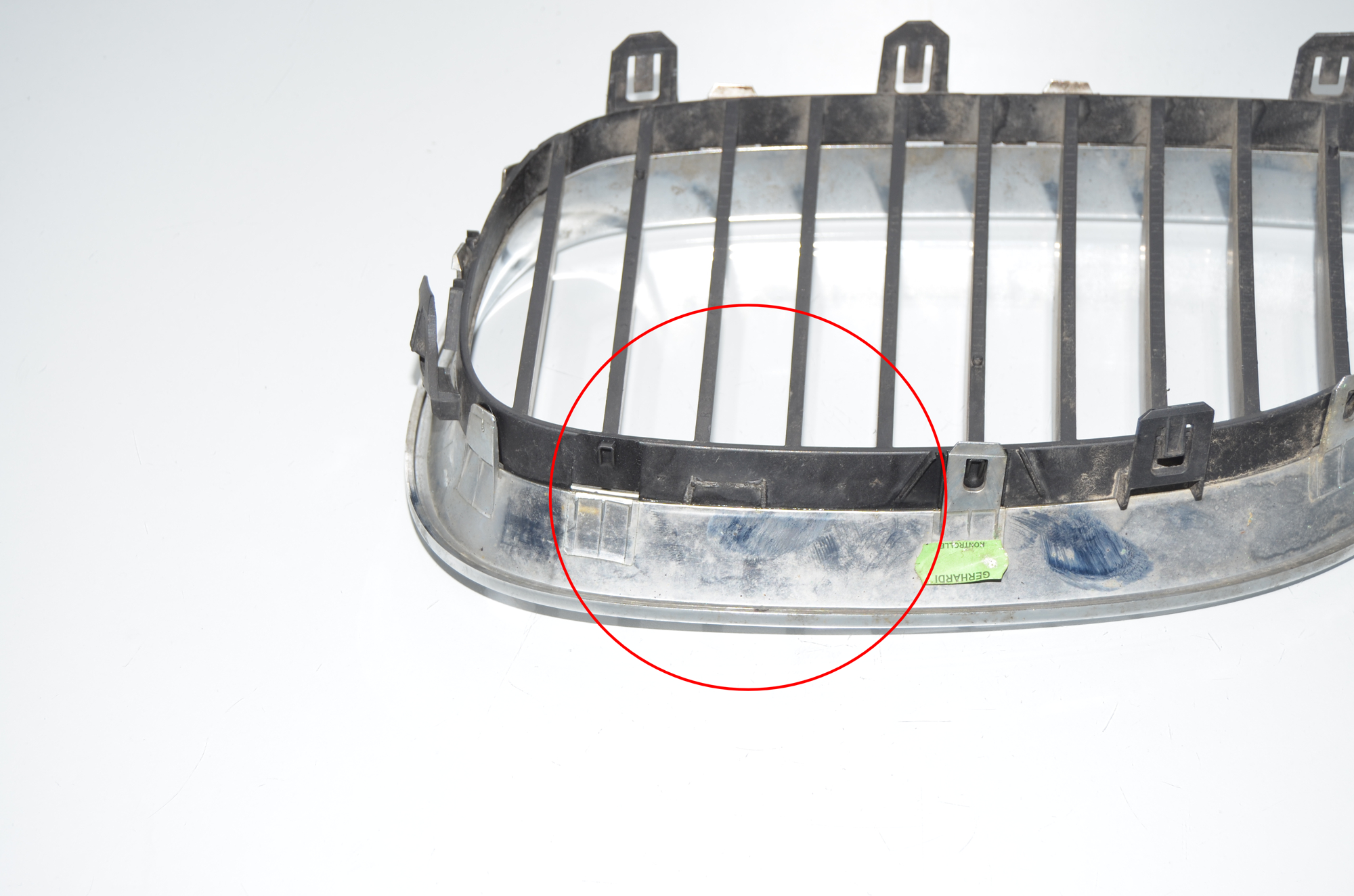 Front Right Grill – OEM 7065702 · BMW 5 (E60) BMW 5 (E60) 520 d 2005 – 2