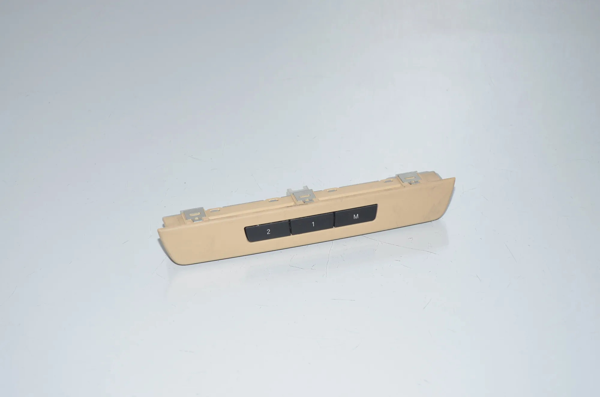 Right Seat Control Buttons – OEM 9215745 · BMW 5 (F10) 530 d 2010 – 2