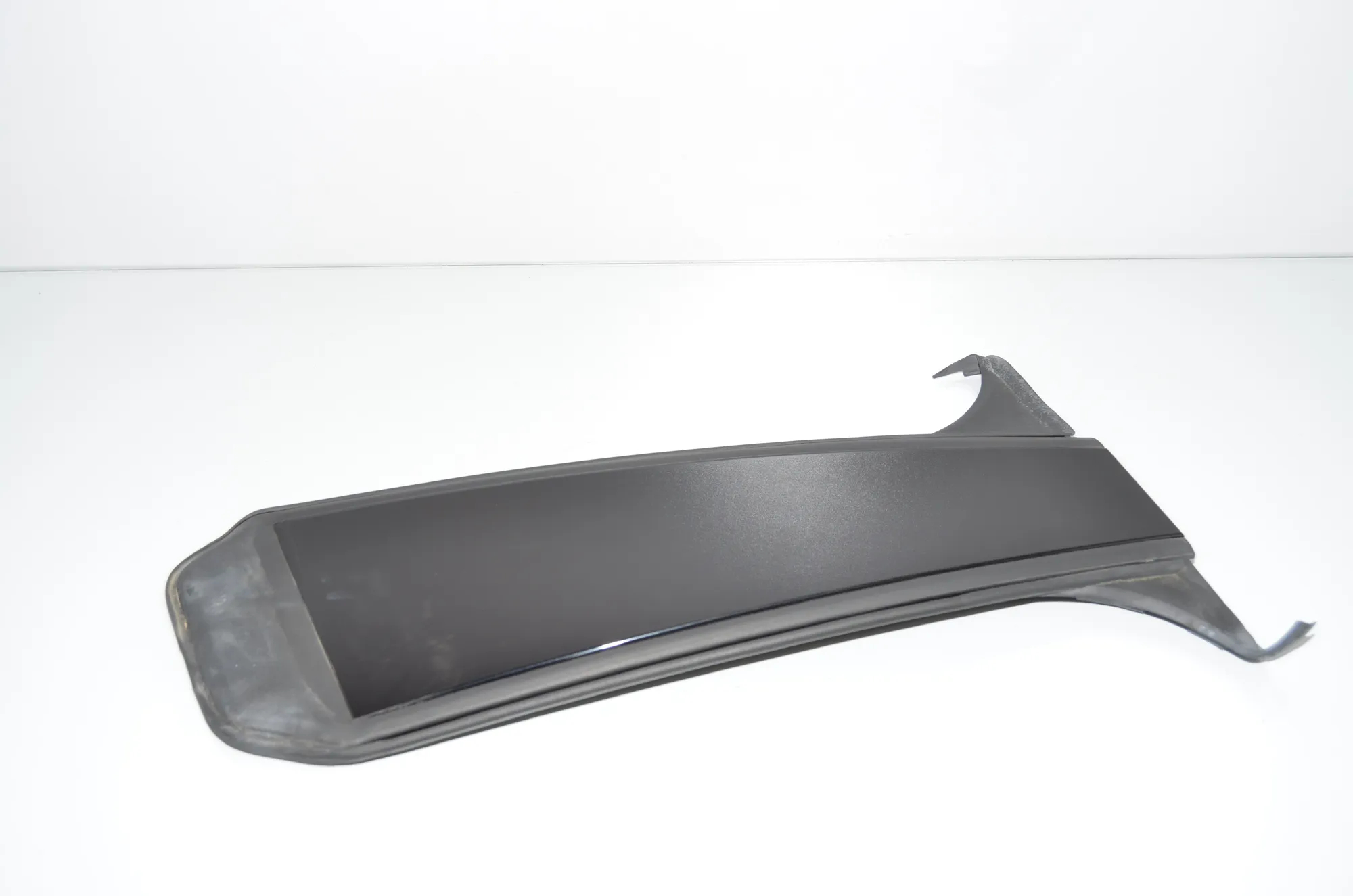 Left Side B Pillar Trim – OEM 51354884507 · BMW 3 Gran Turismo (F34) BMW 3 Gran Turismo (F34) 318 d 2013 – 2