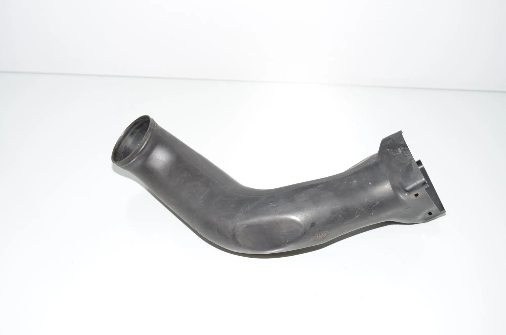 Air Intake Tube – OEM 13322247826 · BMW 5 (E39) BMW 5 (E39) 525 d 2000