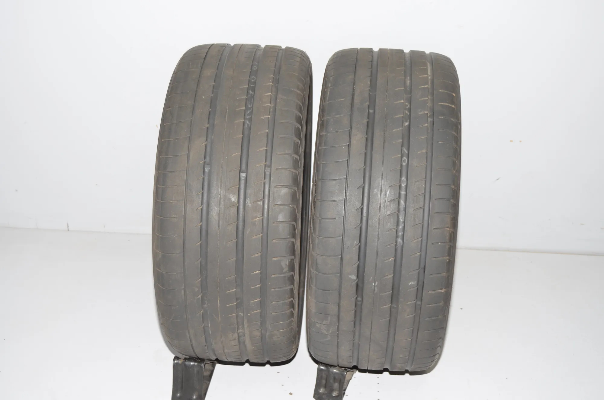 Tyre Kit · BMW 5 (F10) BMW 5 (F10) M5 2010