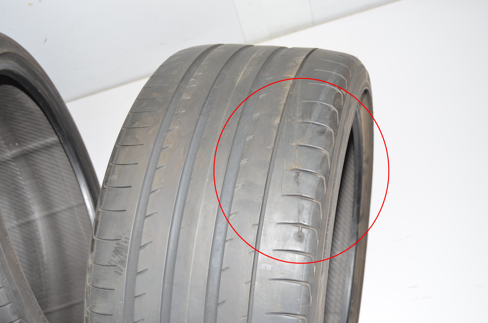 Tyre Kit · BMW 5 (F10) BMW 5 (F10) M5 2010 – 8