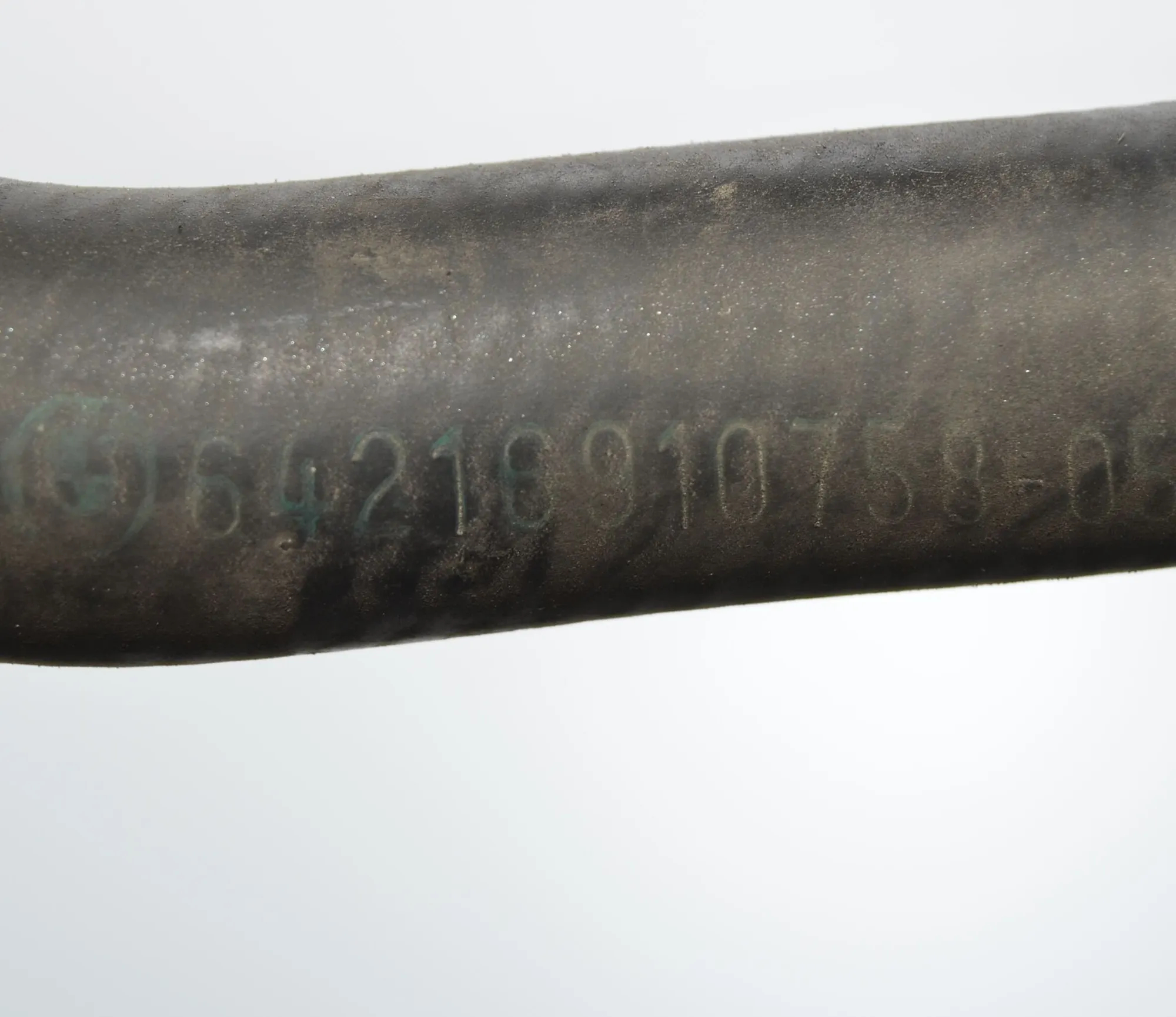 Coolant Hose Pipe – OEM 64216910758 · BMW 5 Touring (E61) BMW 5 Touring (E61) 520 d 2005 – 5