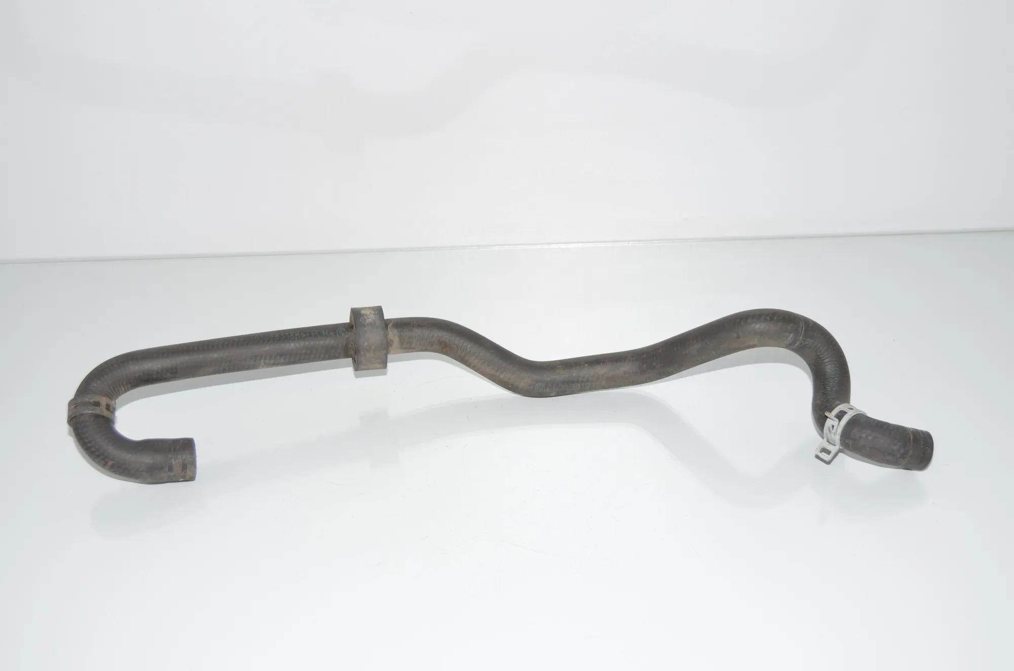 Coolant Hose Pipe – OEM 64216910758 · BMW 5 Touring (E61) BMW 5 Touring (E61) 520 d 2005 – 2
