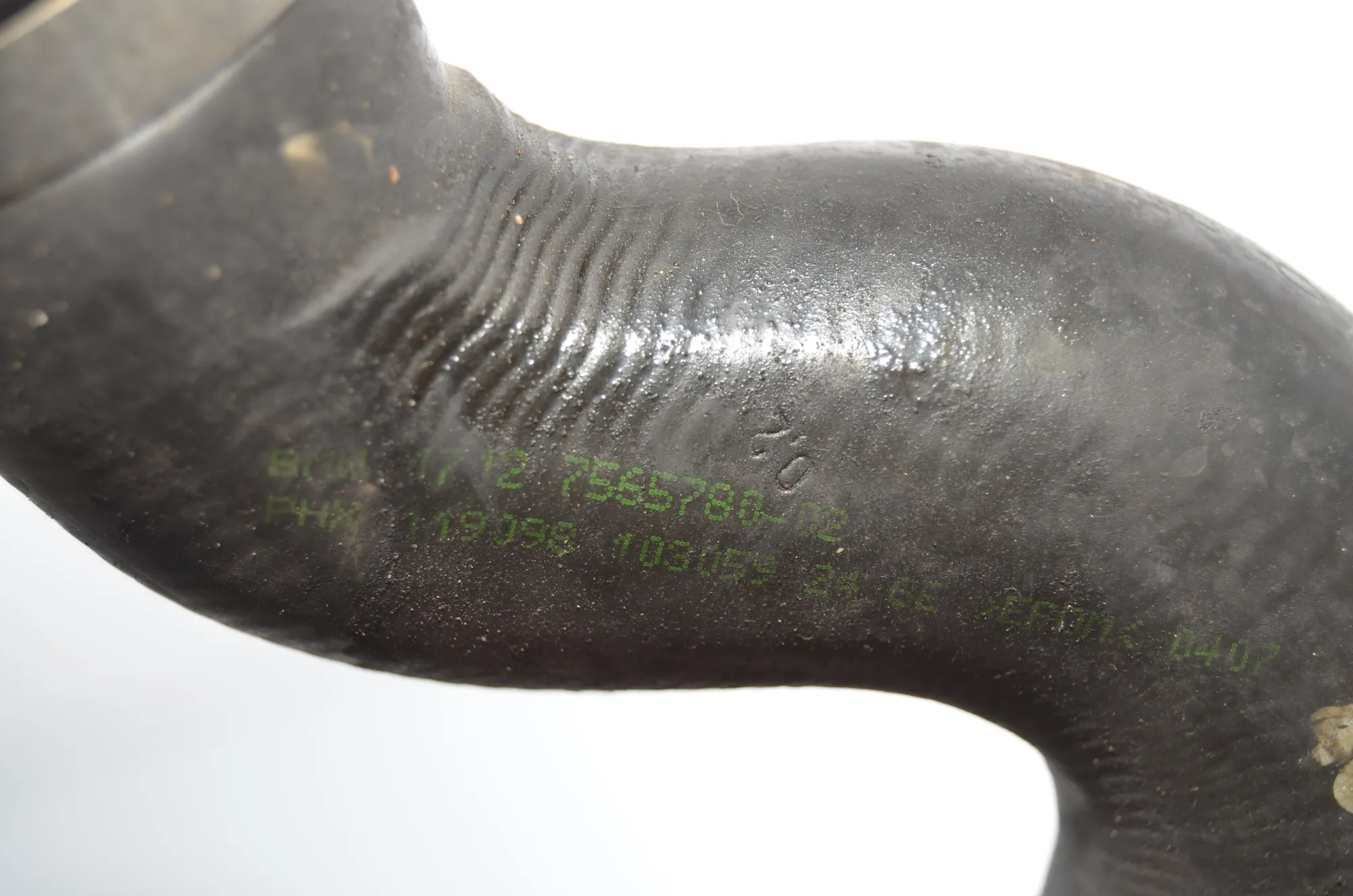 Coolant Hose Pipe – OEM 17127565780 · BMW 5 Touring (E61) BMW 5 Touring (E61) 523 i 2007 – 5