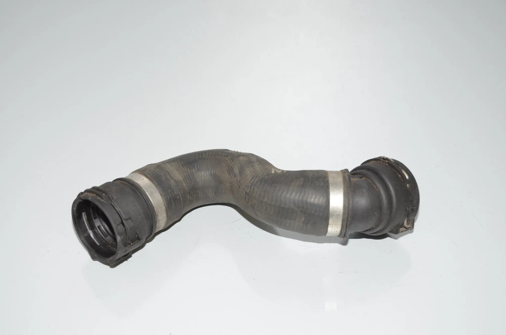 Coolant Hose Pipe – OEM 17127565780 · BMW 5 Touring (E61) BMW 5 Touring (E61) 523 i 2007 – 4