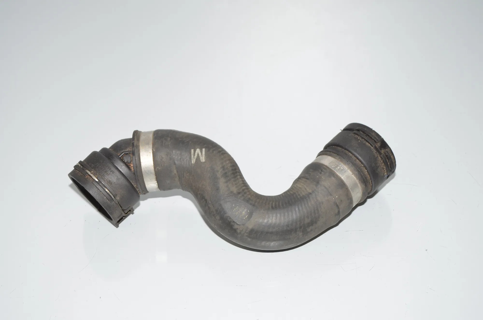 Coolant Hose Pipe – OEM 17127565780 · BMW 5 Touring (E61) BMW 5 Touring (E61) 523 i 2007 – 3