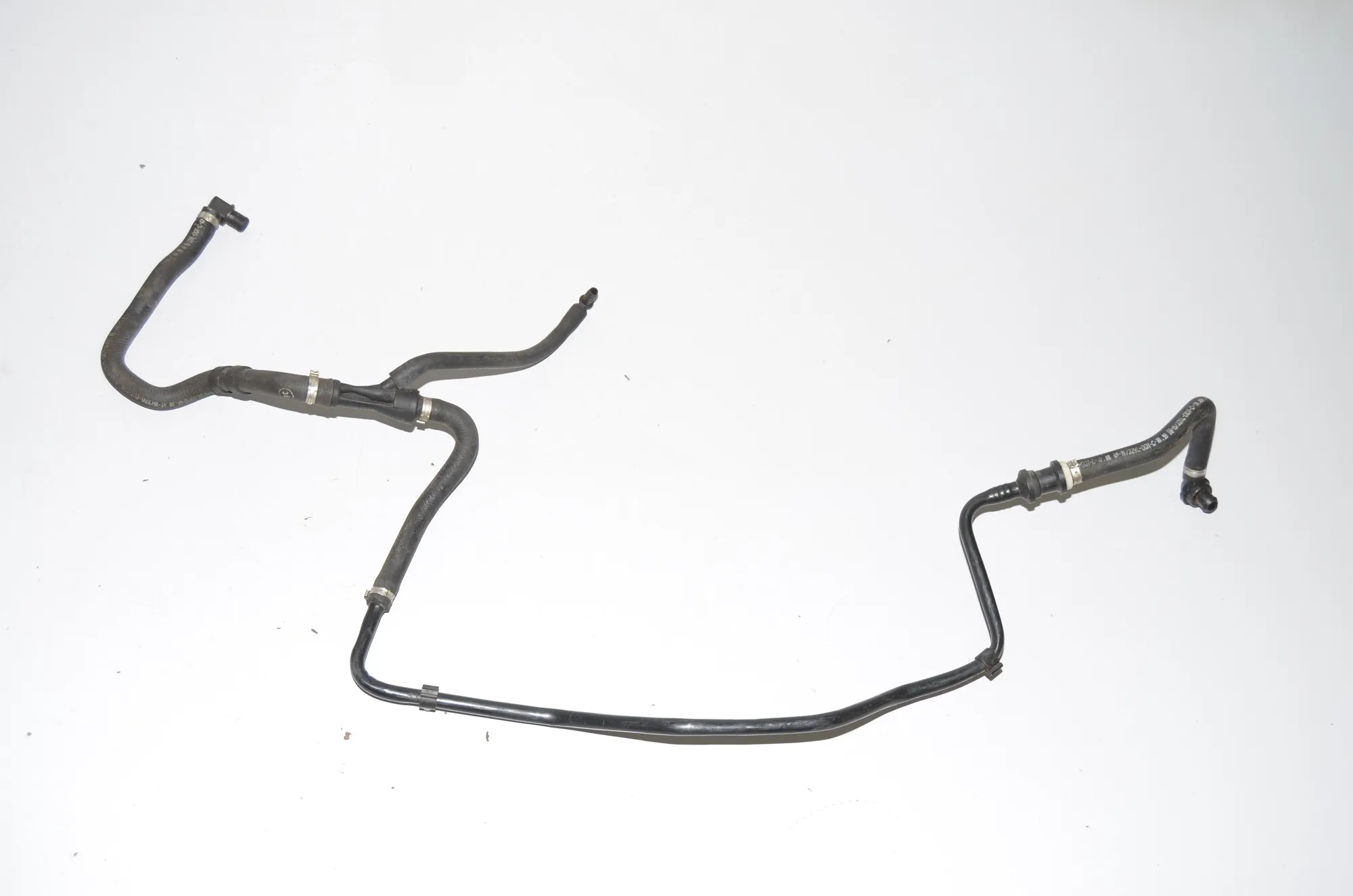 Vacuum Tube – OEM 1164812 · BMW 7 (E38) BMW 7 (E38) 728 i, iL 1997 – 3