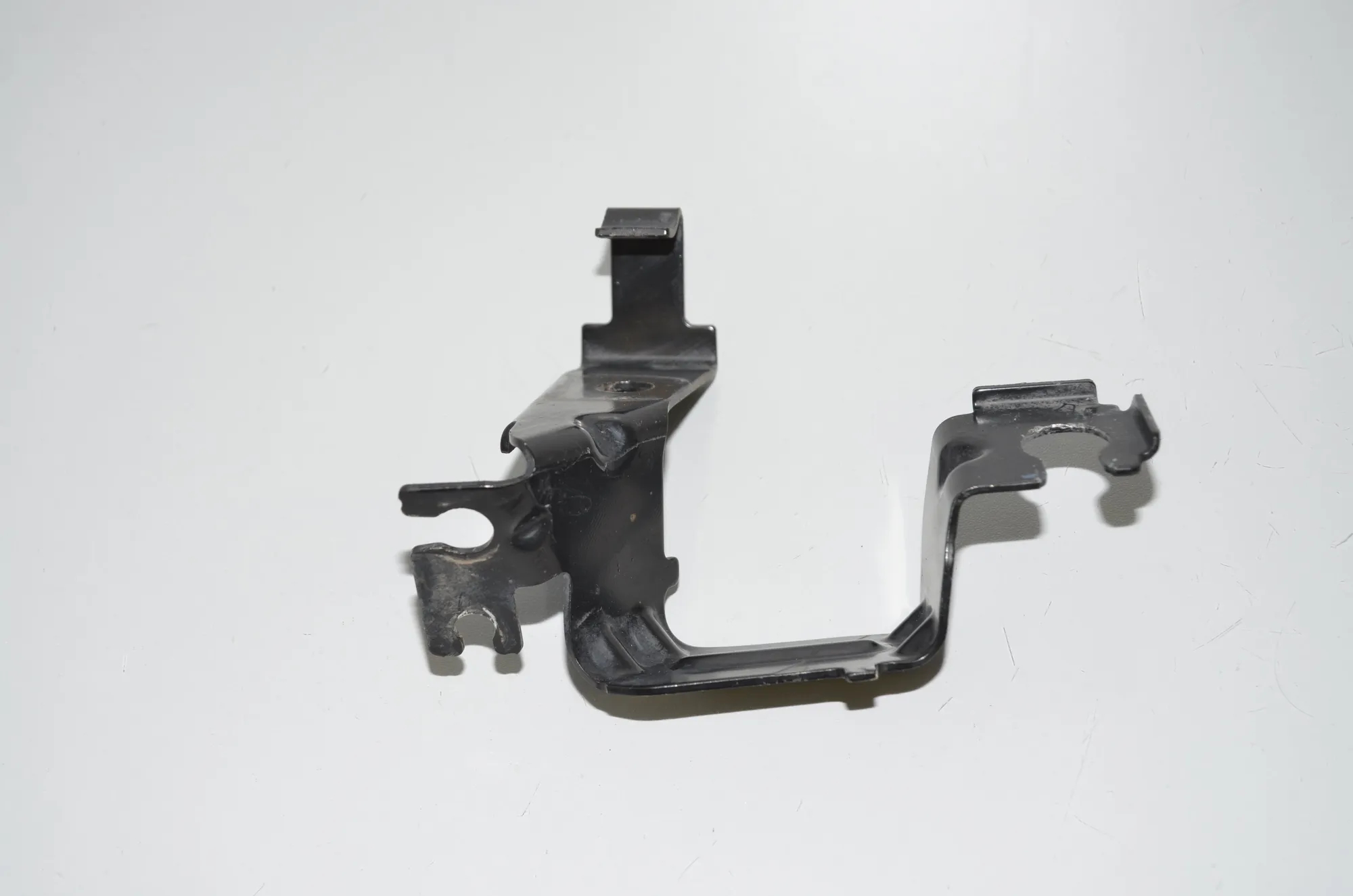 Bracket – OEM 6799309 · BMW i3 (I01) s Electric 2020 – 2
