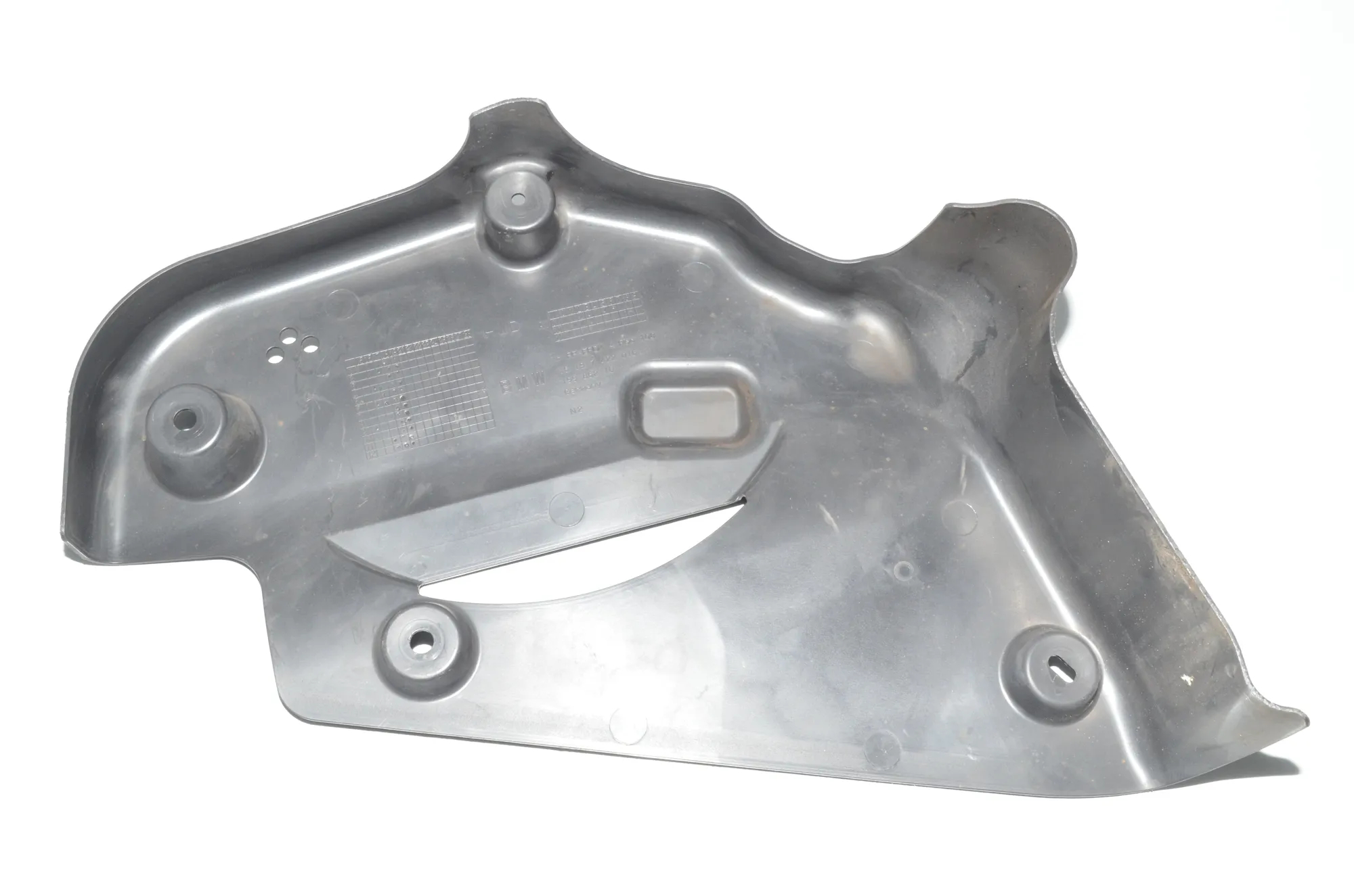 Other Underbody Cover – OEM 7422016 · BMW 2 Gran Tourer (F46) 218 d xDrive 2020 – 4