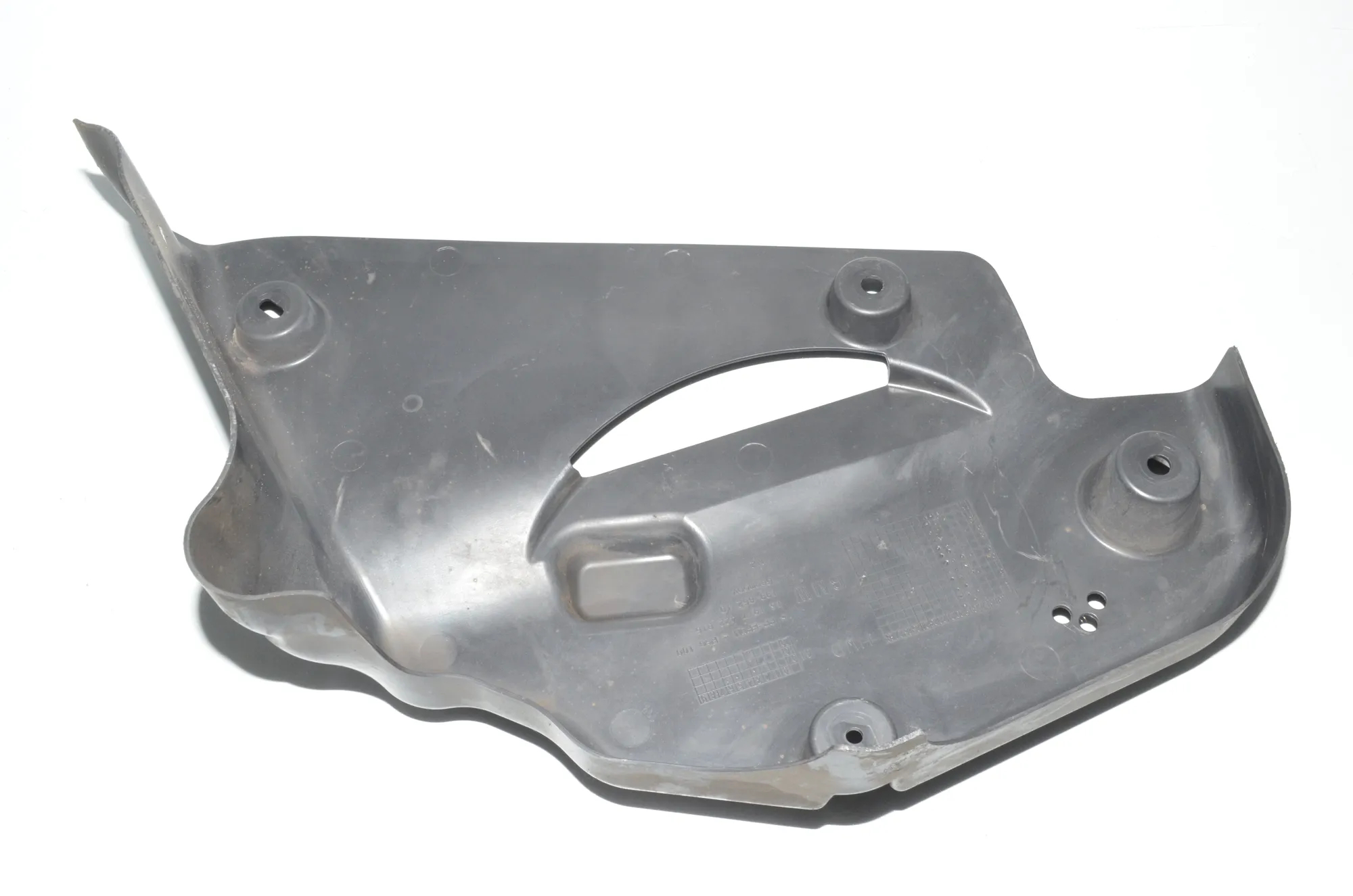 Other Underbody Cover – OEM 7422016 · BMW 2 Gran Tourer (F46) 218 d xDrive 2020 – 3