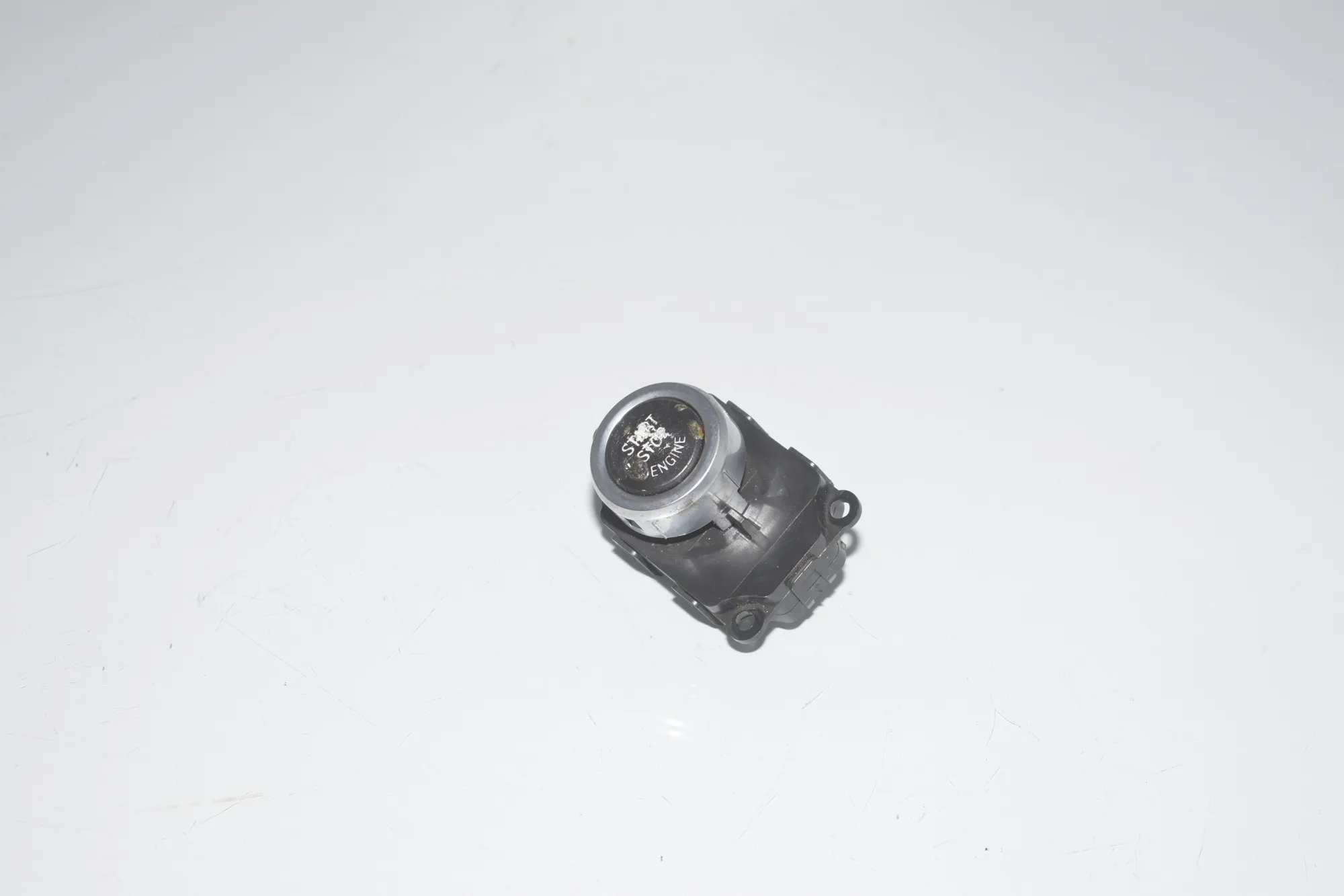 Ignition Start Button – OEM 9229563 · BMW 5 (F10) 530 d 2010