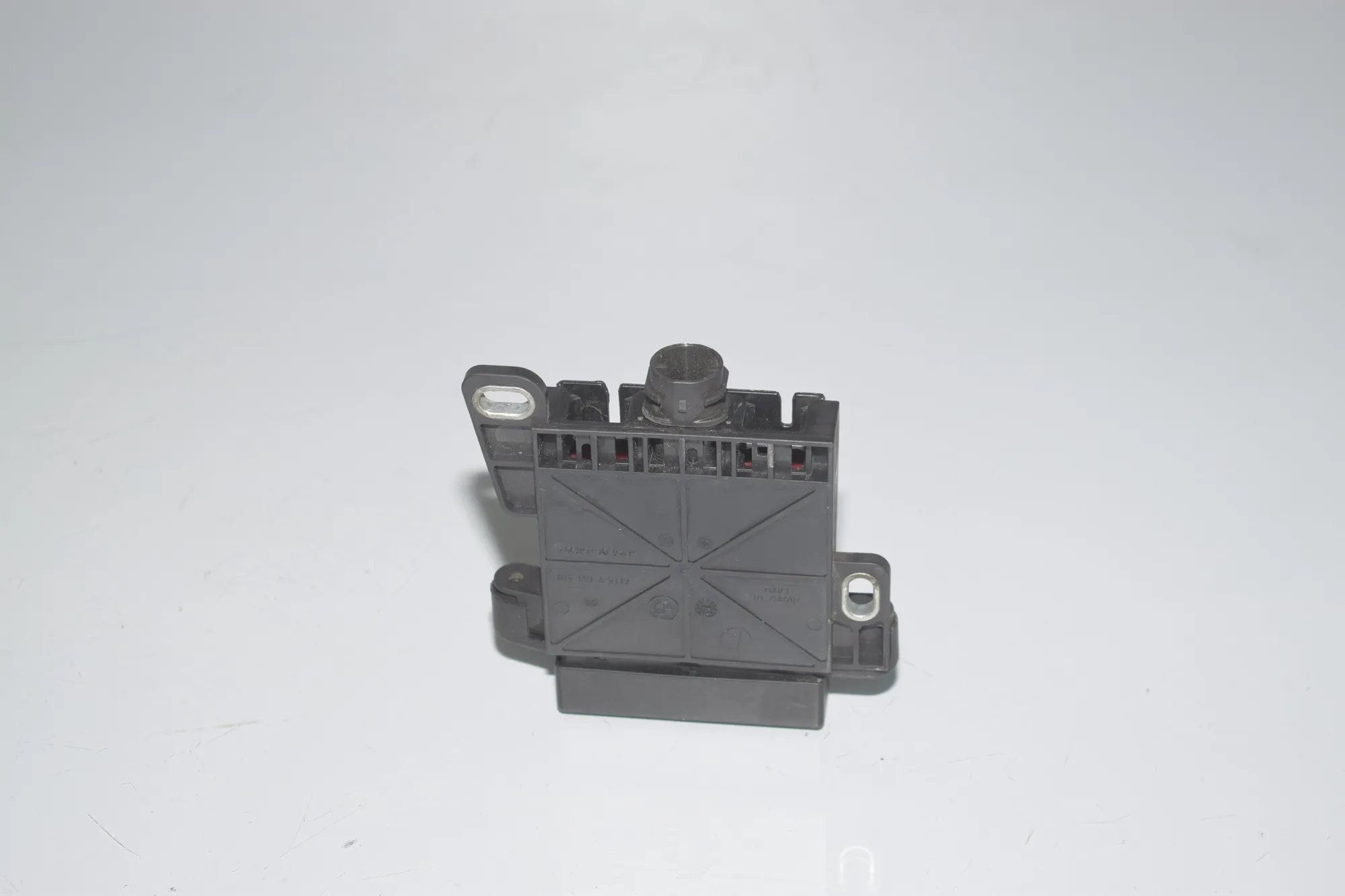 Power Distribution Unit – OEM 9153418 · BMW 5 (F10) 530 d 2010 – 4