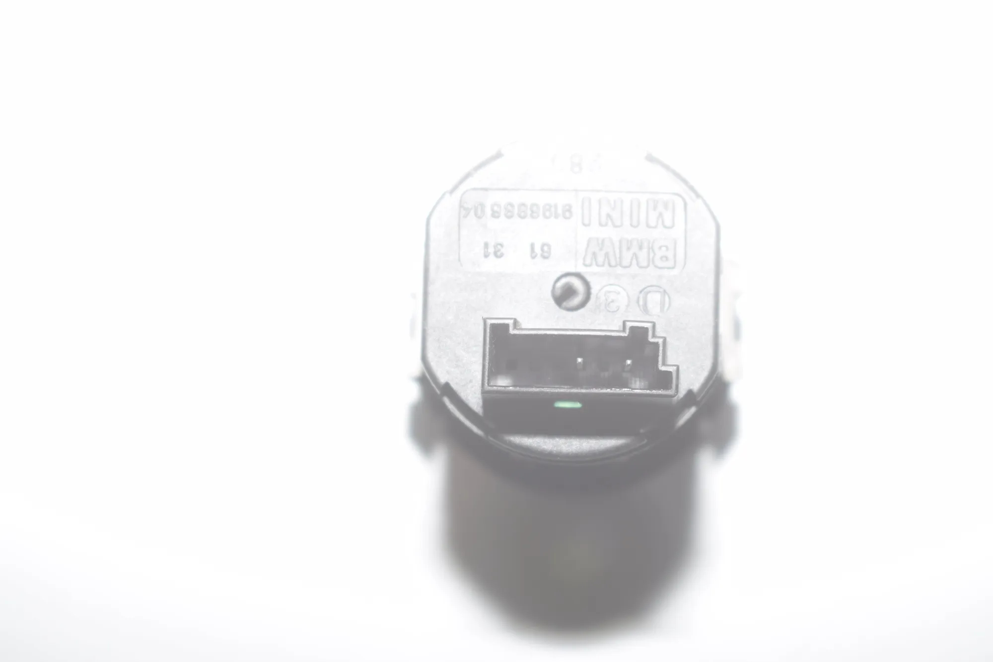 SRS Switch – OEM 61319196886 · BMW 5 (F10) 530 d 2010 – 4