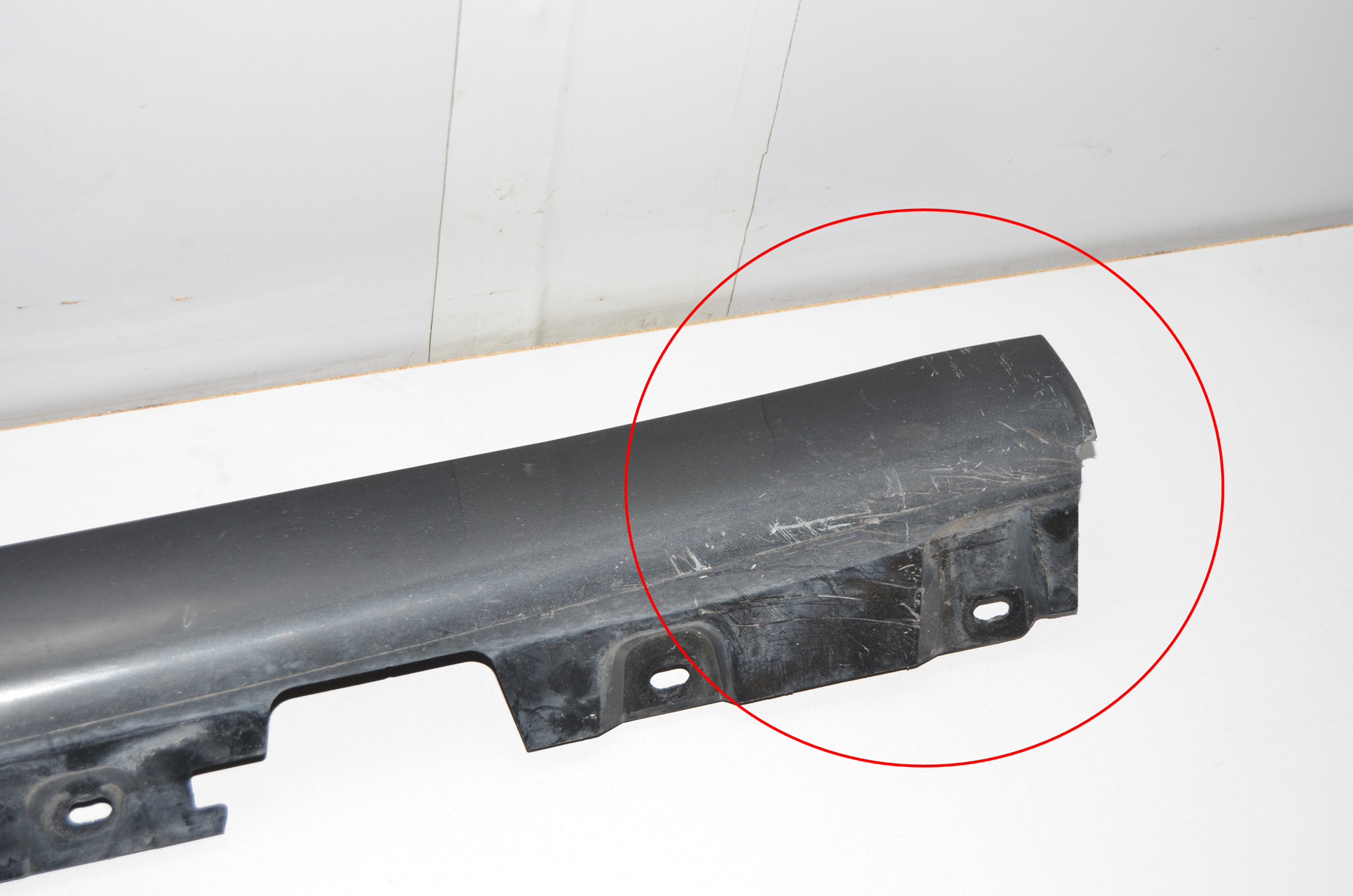 Right Side Plastic Sideskirt Cover – OEM 7201252 · BMW 5 Gran Turismo (F07) 530 d 2009 – 8