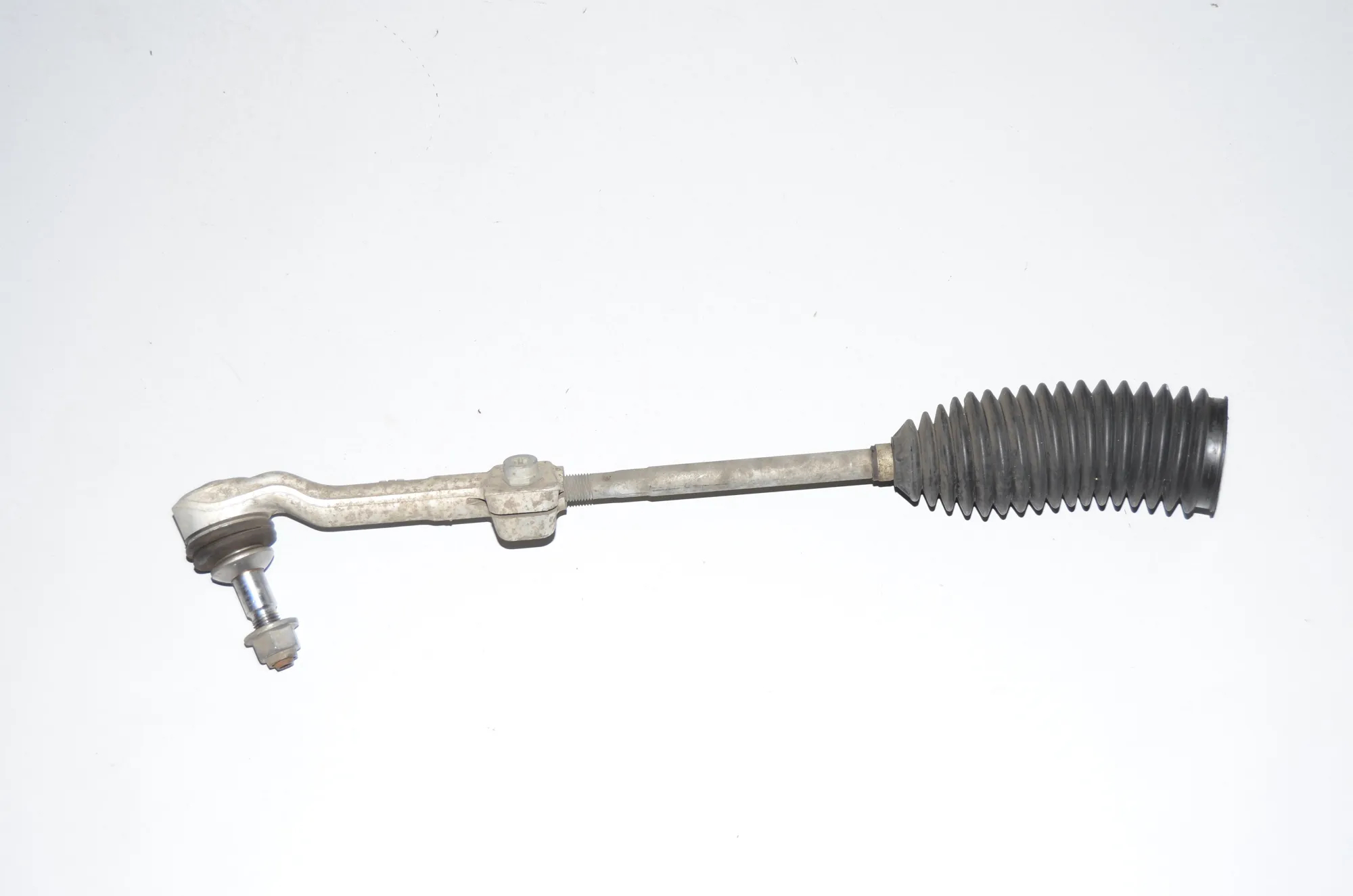 Left Side Steering Tie Rod – OEM 32216851409 · BMW i3 (I01) s Electric 2020 – 2