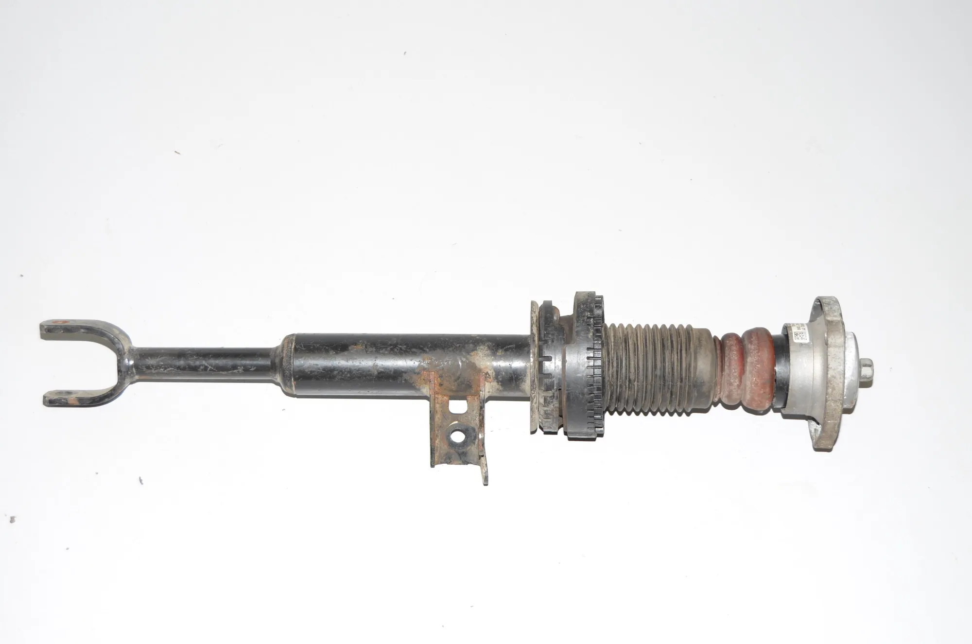 Front Right Shock Absorber – OEM 31316797768 · BMW 5 Touring (F11) BMW 5 Touring (F11) 525 d 2010