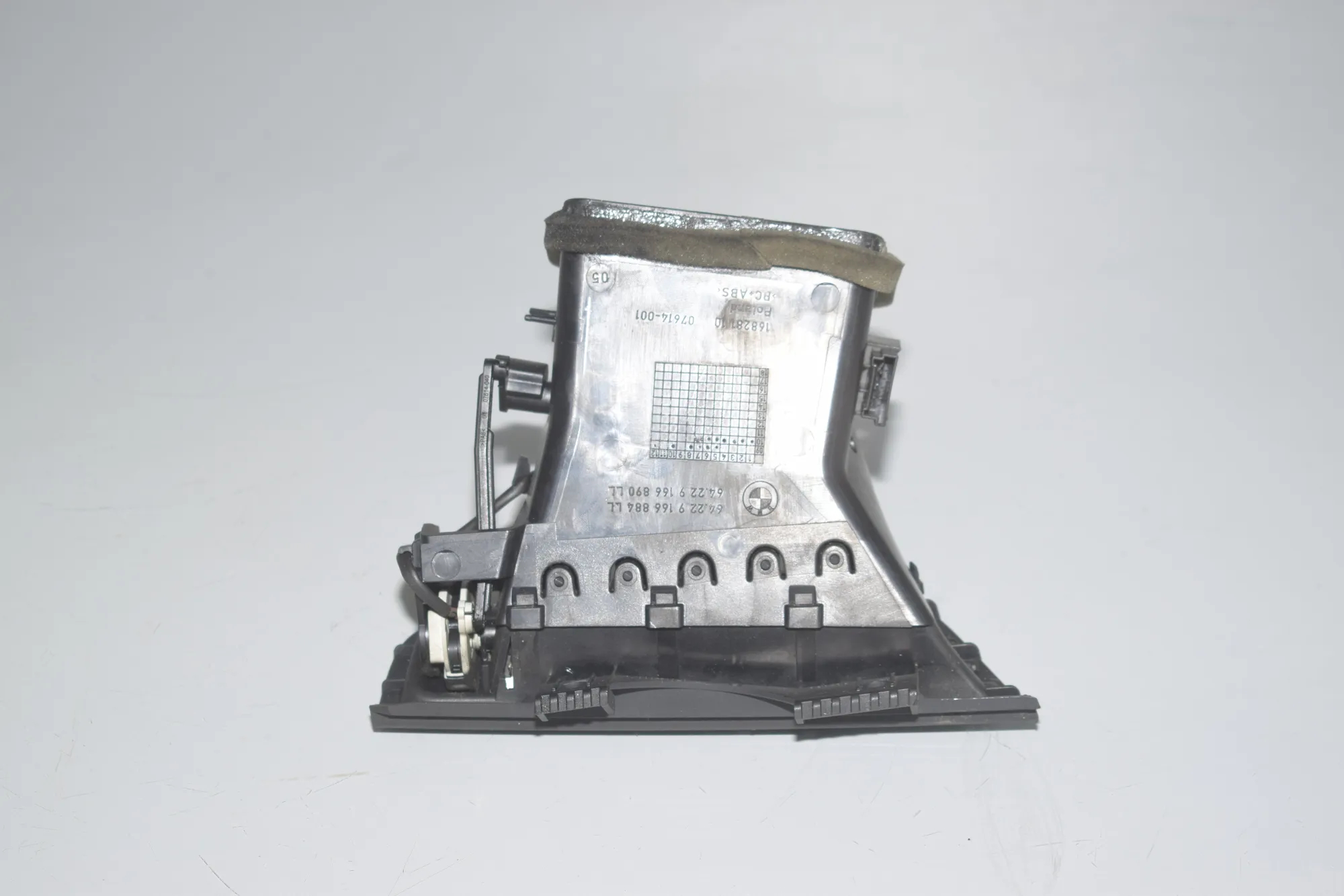 Dashboard Air Vents – OEM 9166890 · BMW 5 (F10) 530 d 2010 – 3